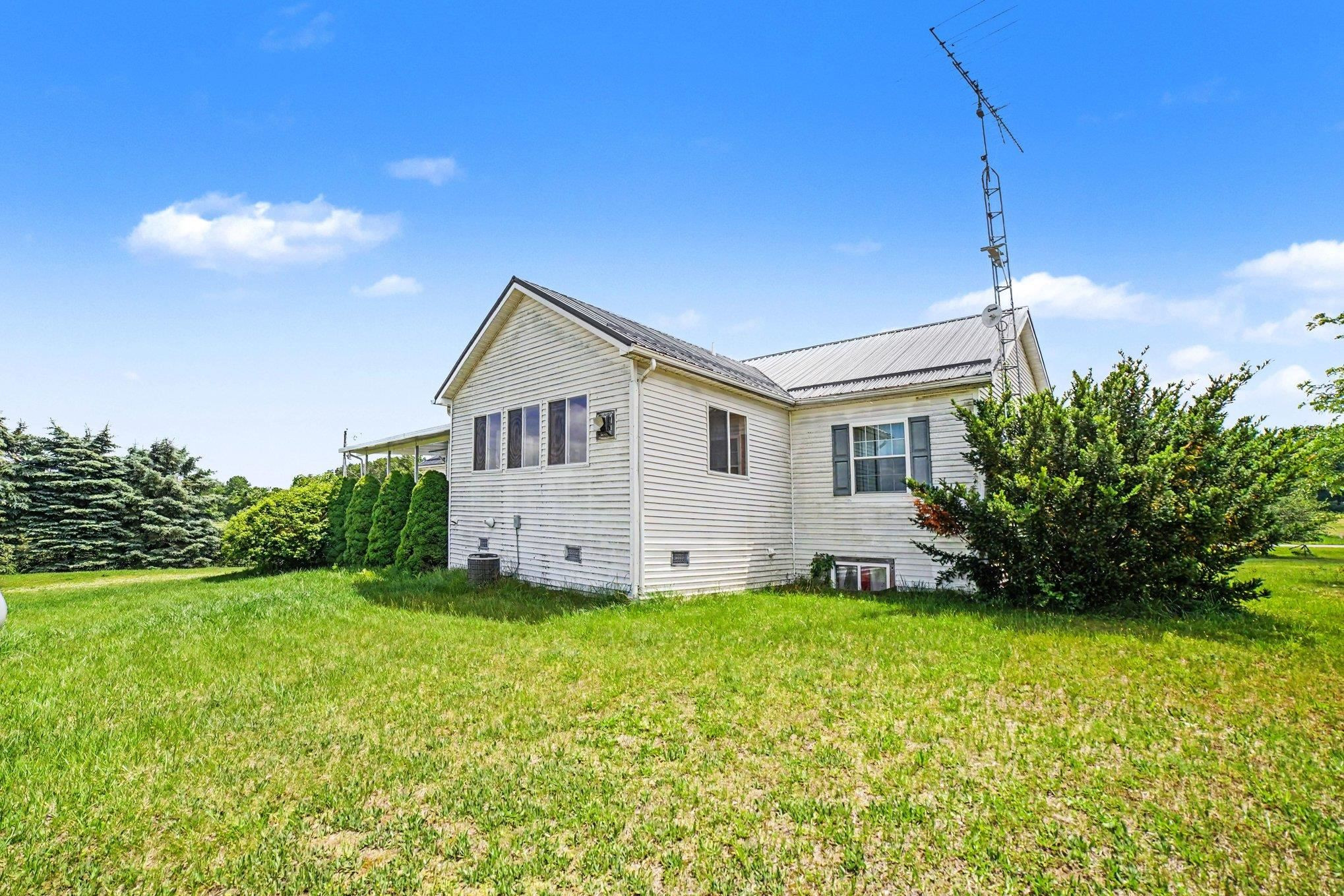 1190 Arthur Road, Remus, MI 49340 — Photo 33