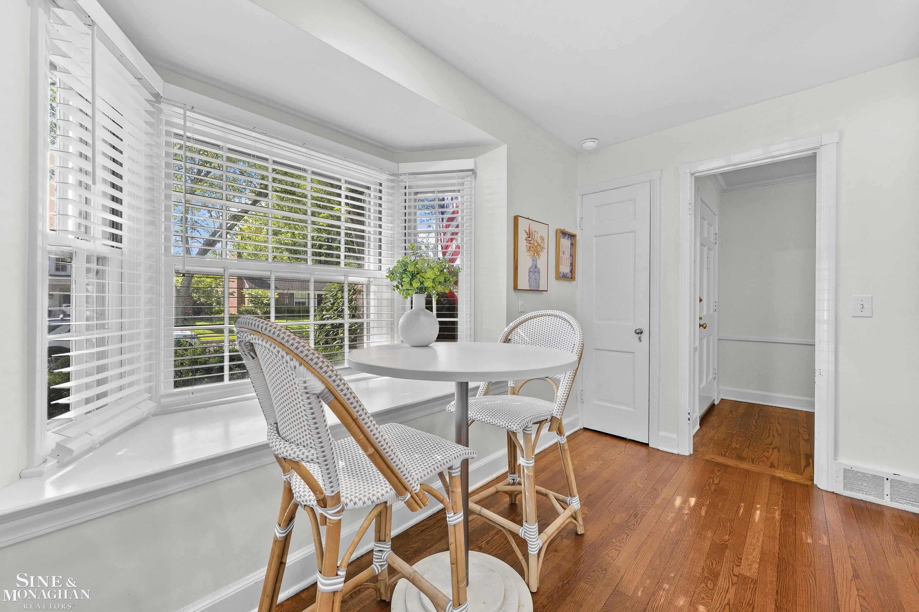 8 Radnor Circle, Grosse Pointe Farms, MI 48236 — Photo 18