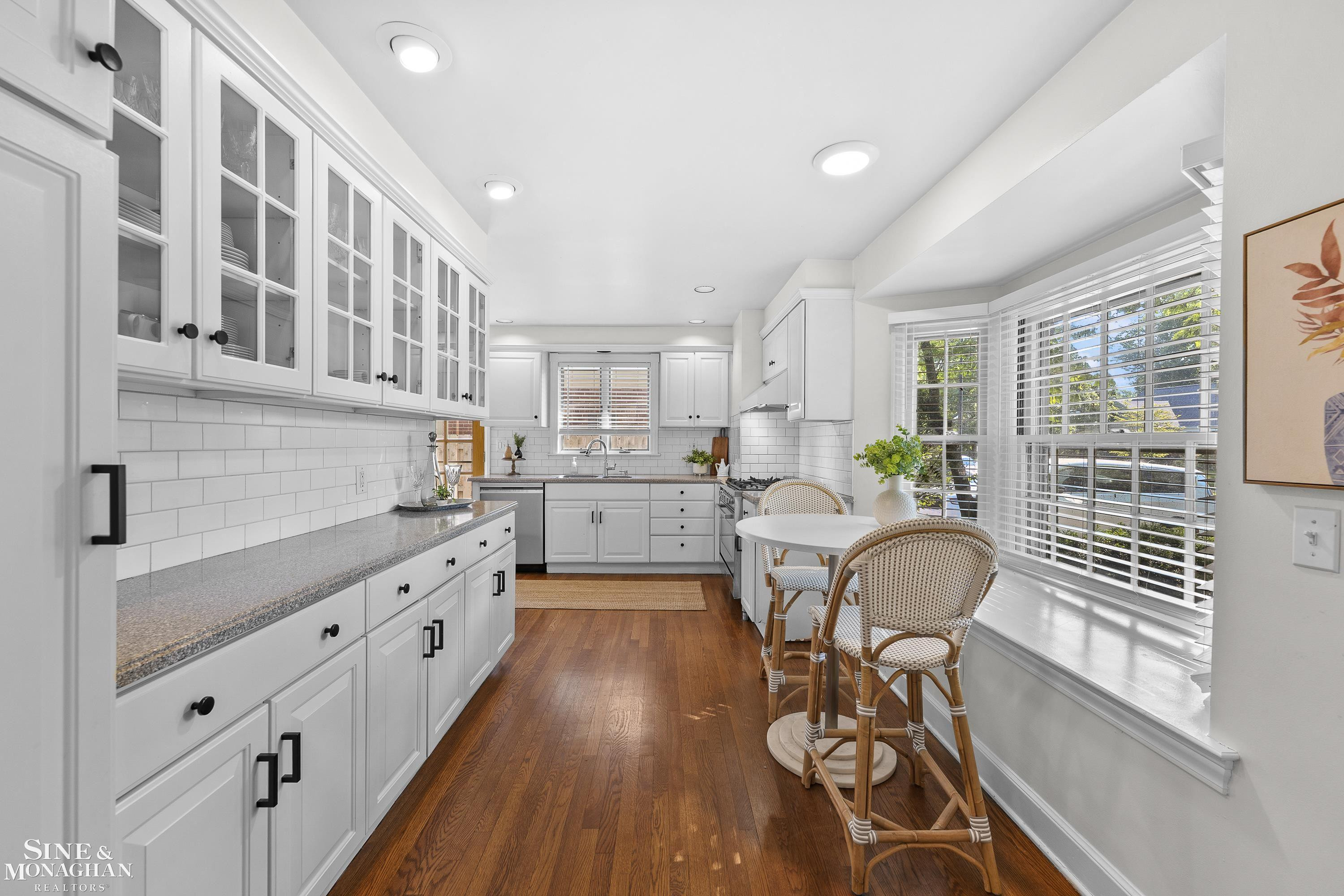8 Radnor Circle, Grosse Pointe Farms, MI 48236 — Photo 19