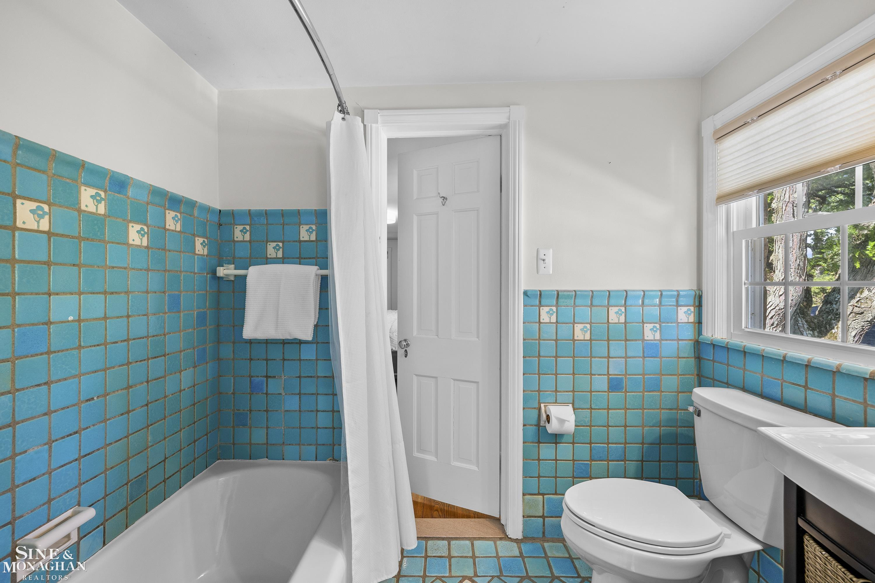 8 Radnor Circle, Grosse Pointe Farms, MI 48236 — Photo 31