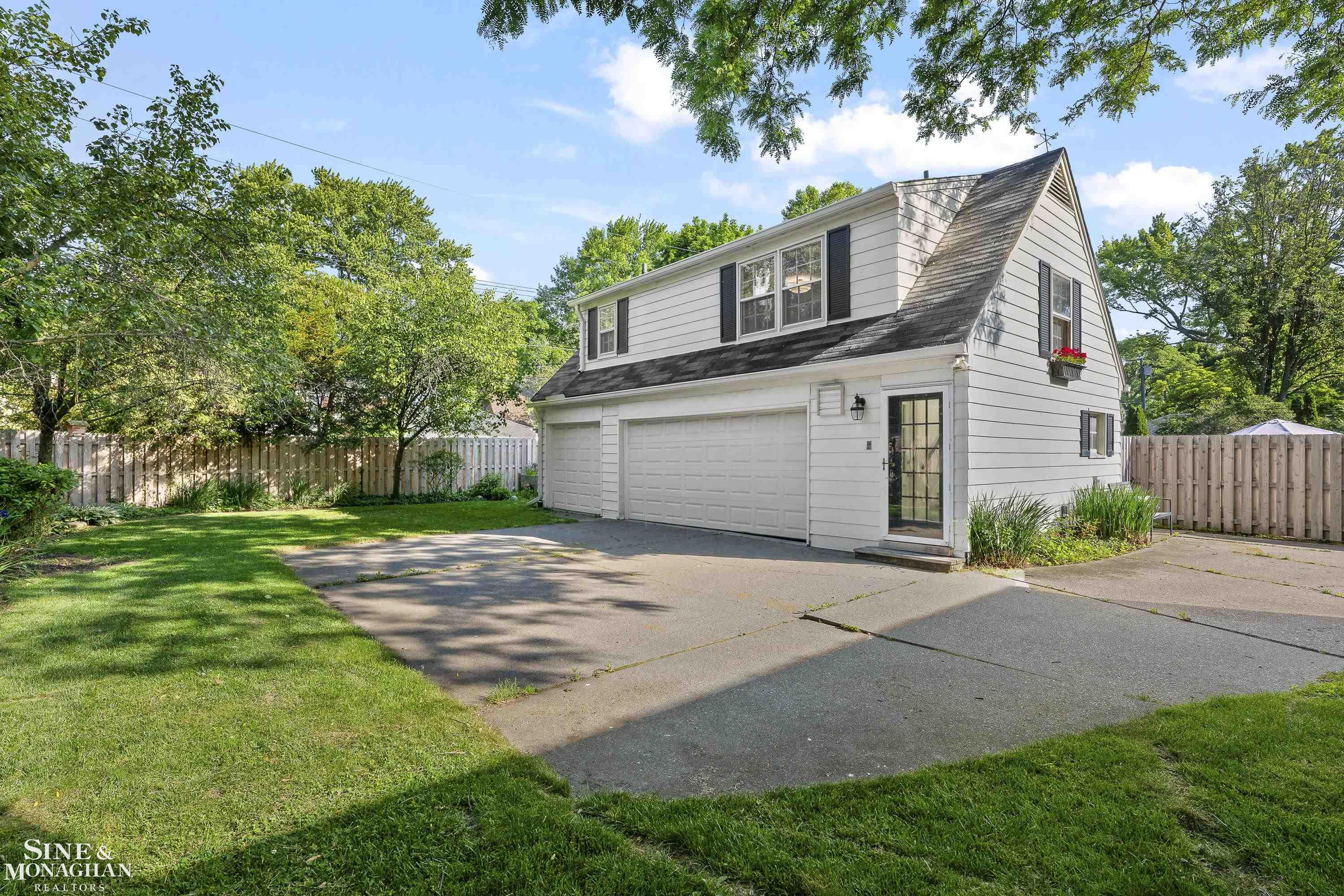 8 Radnor Circle, Grosse Pointe Farms, MI 48236 — Photo 56