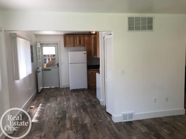 50799 Holt Street, New Baltimore, MI 48047 — Photo 12