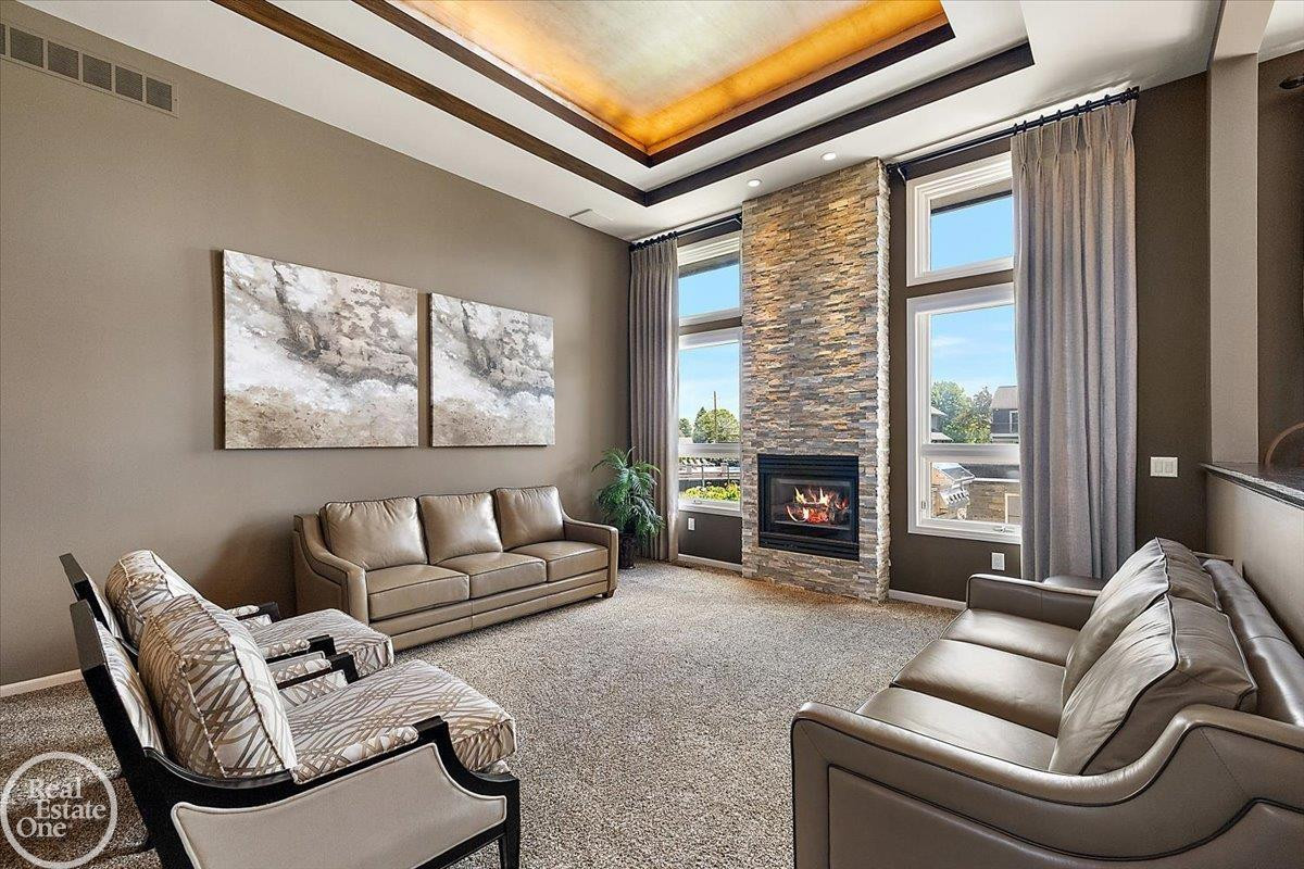 49572 Compass Point Drive, MI 48047 — Photo 26