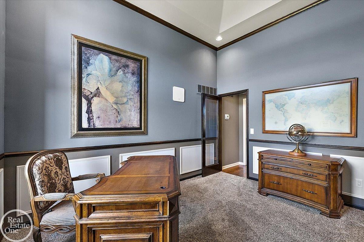 49572 Compass Point Drive, MI 48047 — Photo 44