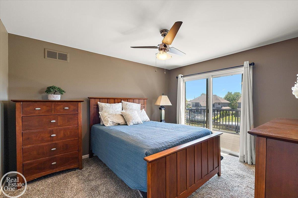 49572 Compass Point Drive, MI 48047 — Photo 47