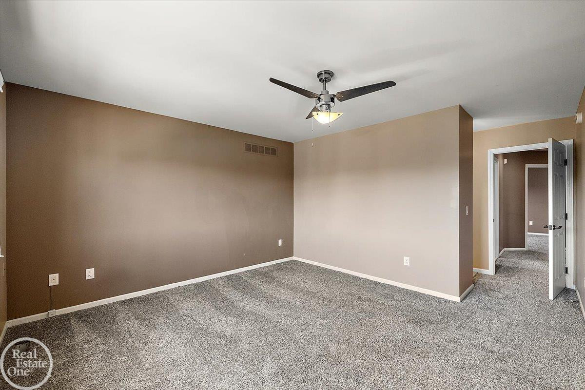49572 Compass Point Drive, MI 48047 — Photo 55
