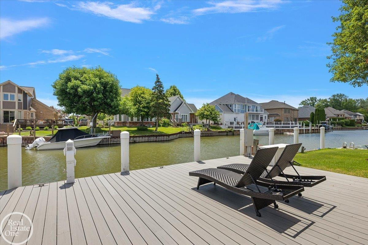 49572 Compass Point Drive, MI 48047 — Photo 69