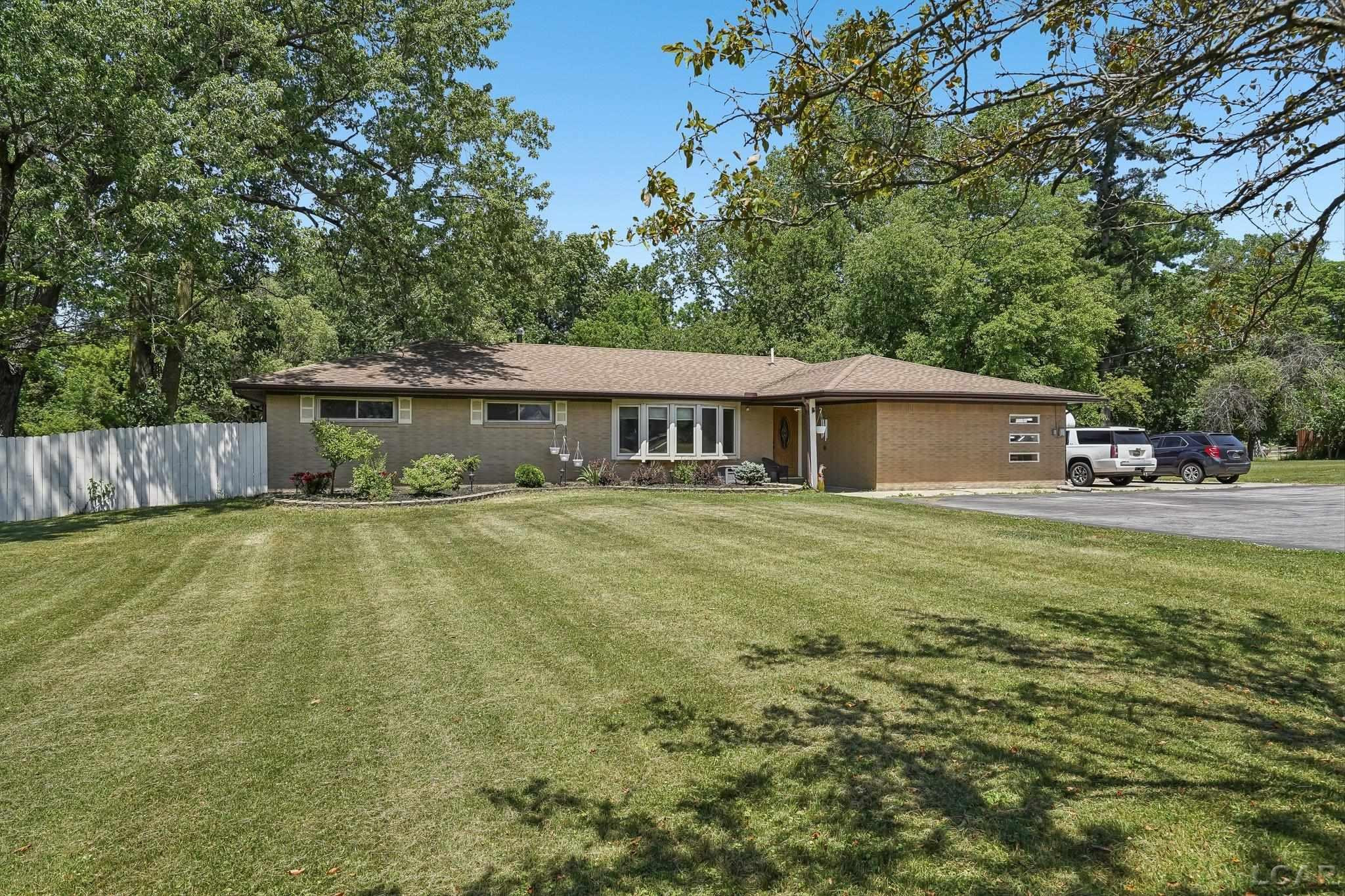 1476 W Sterns Road, Temperance, MI 48182