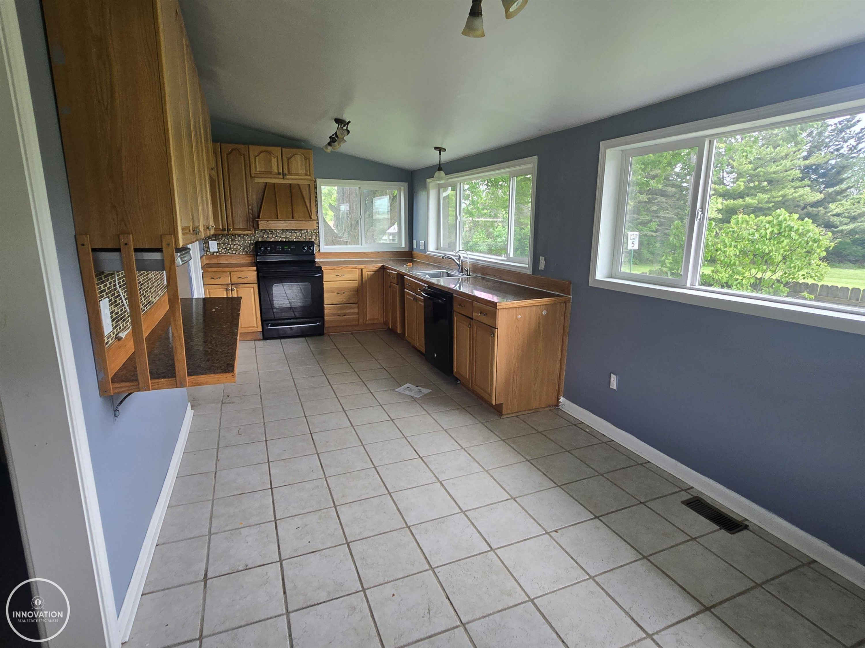 6515 Lakeshore Road, Lexington, MI 48450 — Photo 14