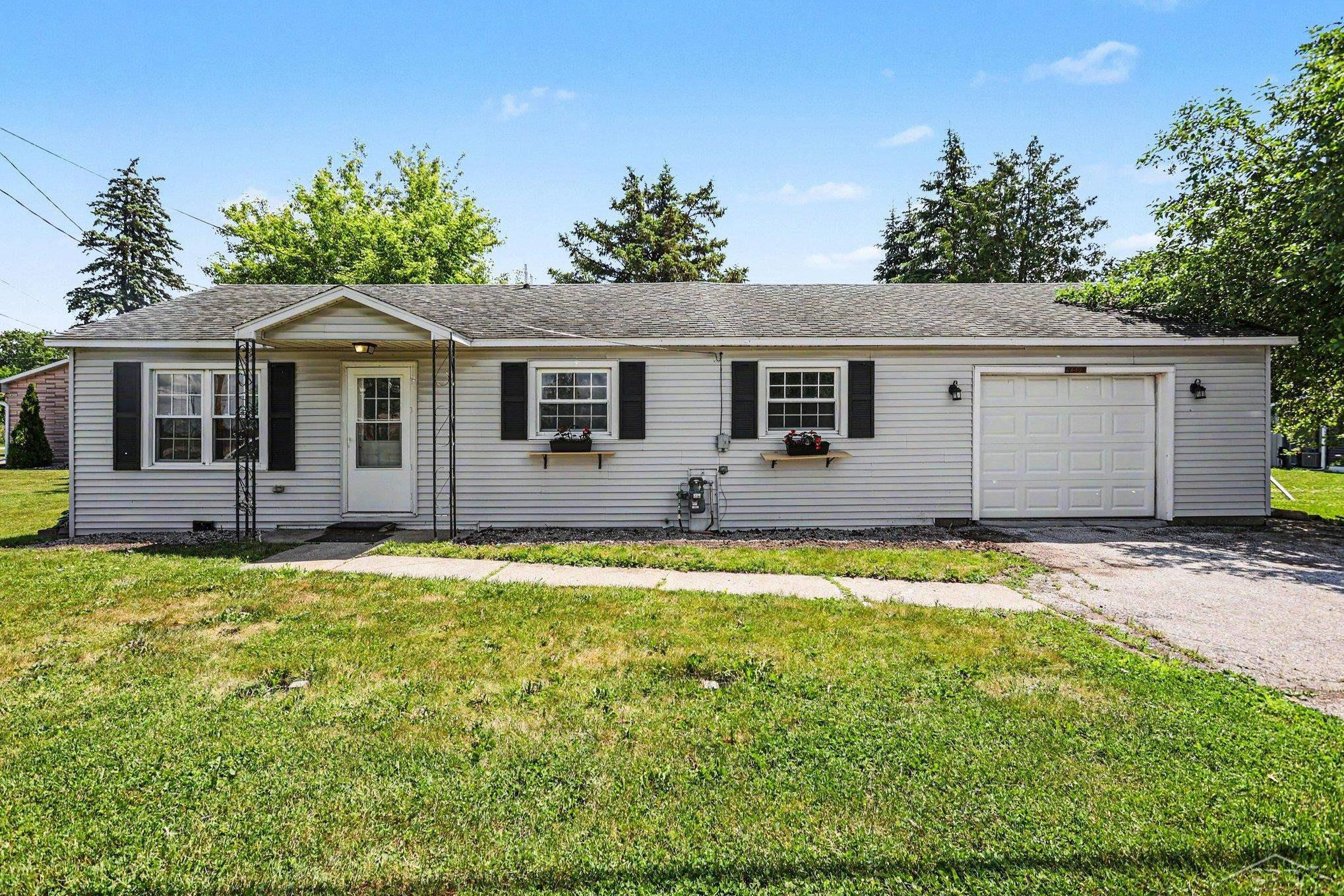 4559 2 Mile Road, Bay City, MI 48706 — Photo 13