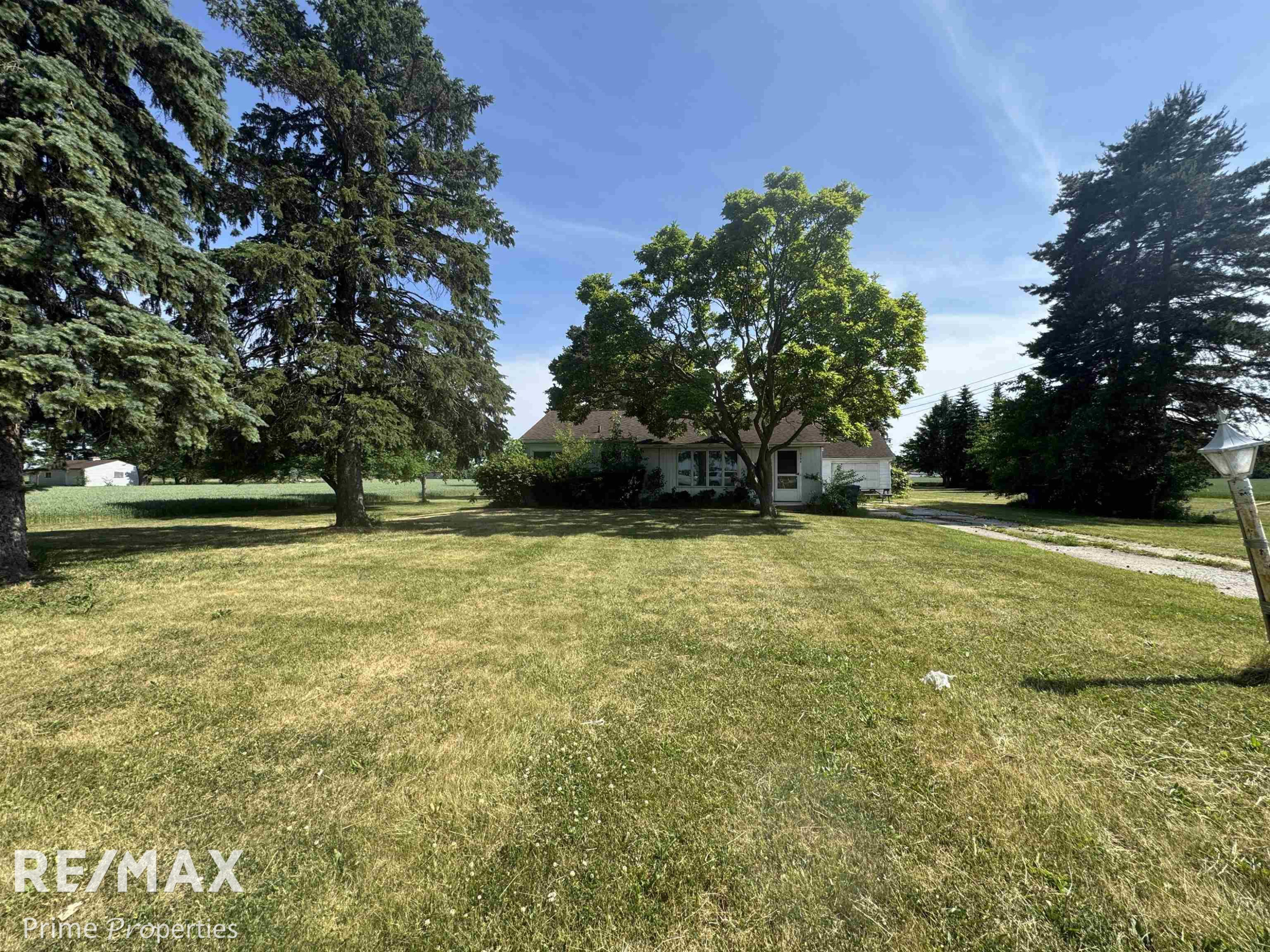 5154 Hess Road, Saginaw, MI 48601 — Photo 2