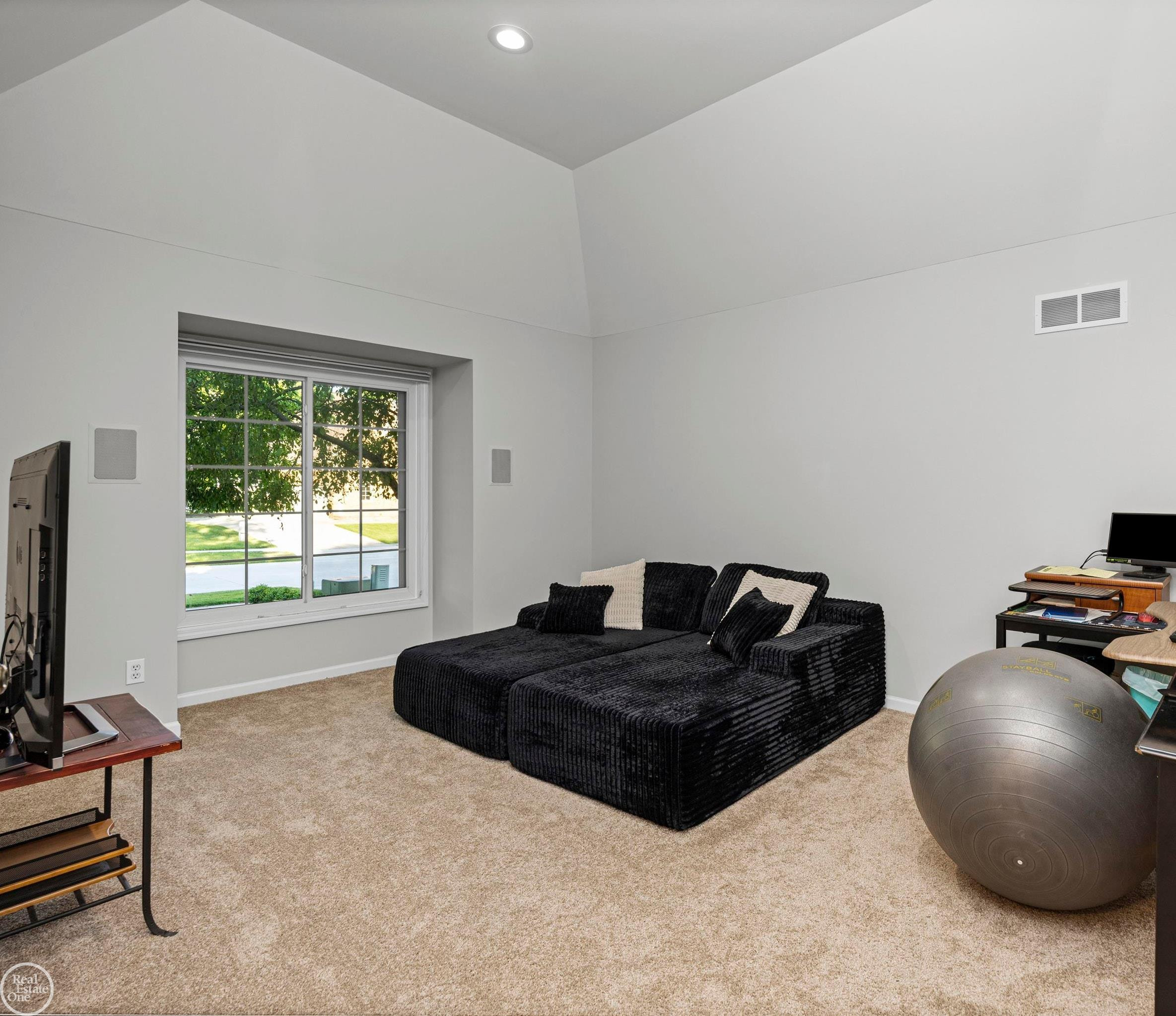 55261 Kingsway Drive, Shelby Twp, MI 48316 — Photo 14