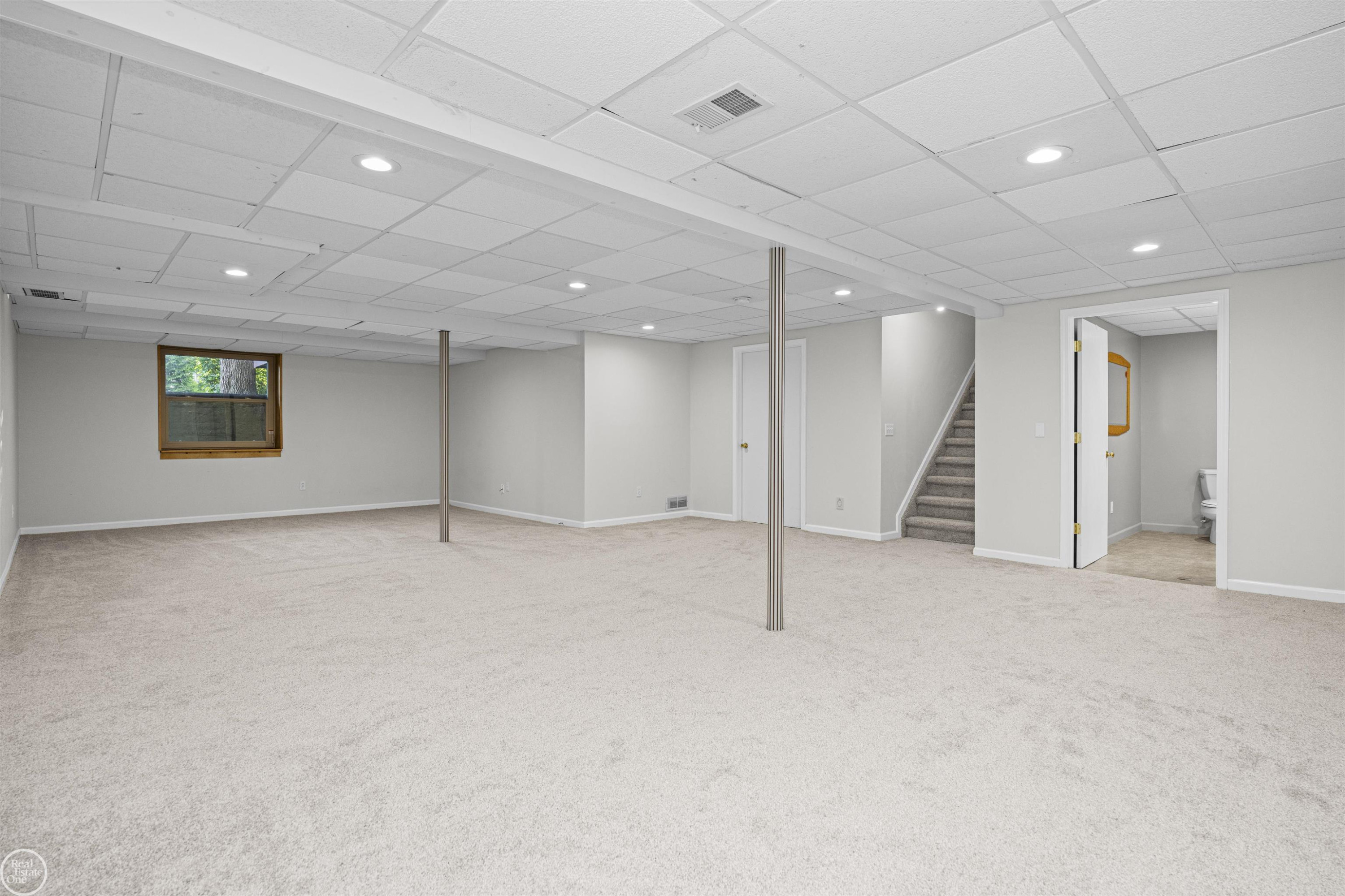 55261 Kingsway Drive, Shelby Twp, MI 48316 — Photo 31