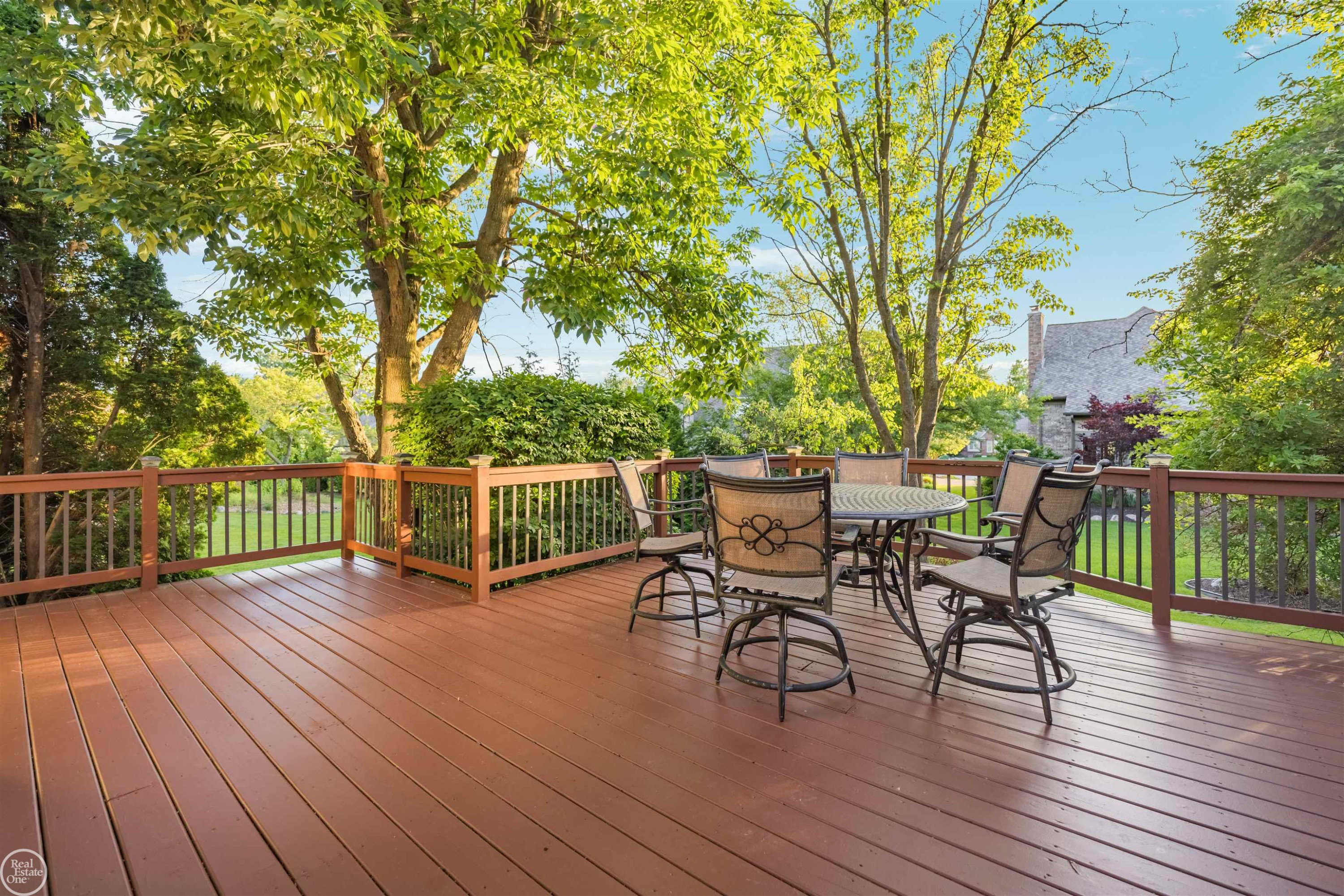 55261 Kingsway Drive, Shelby Twp, MI 48316 — Photo 35