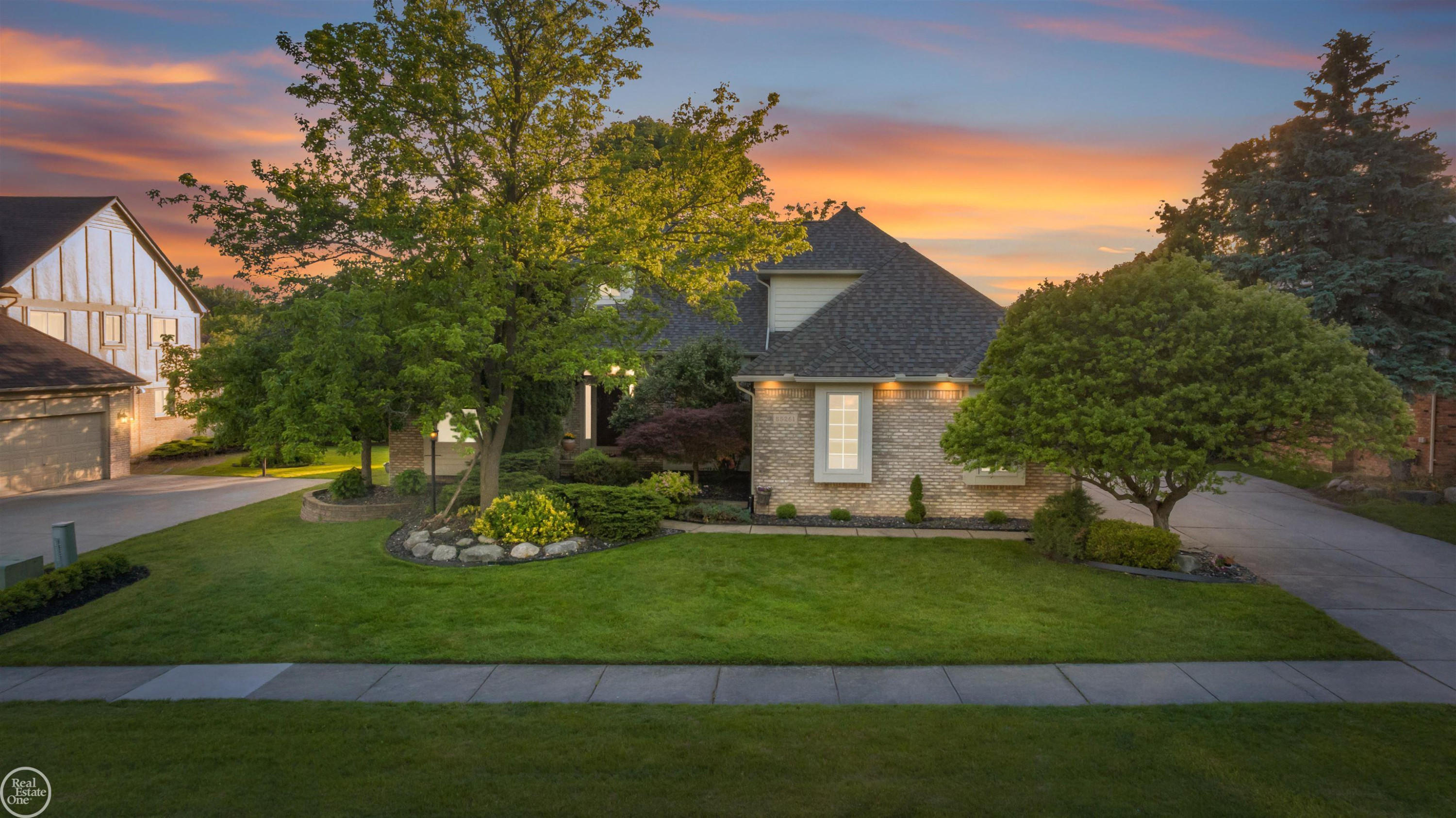 55261 Kingsway Drive, Shelby Twp, MI 48316 — Photo 44
