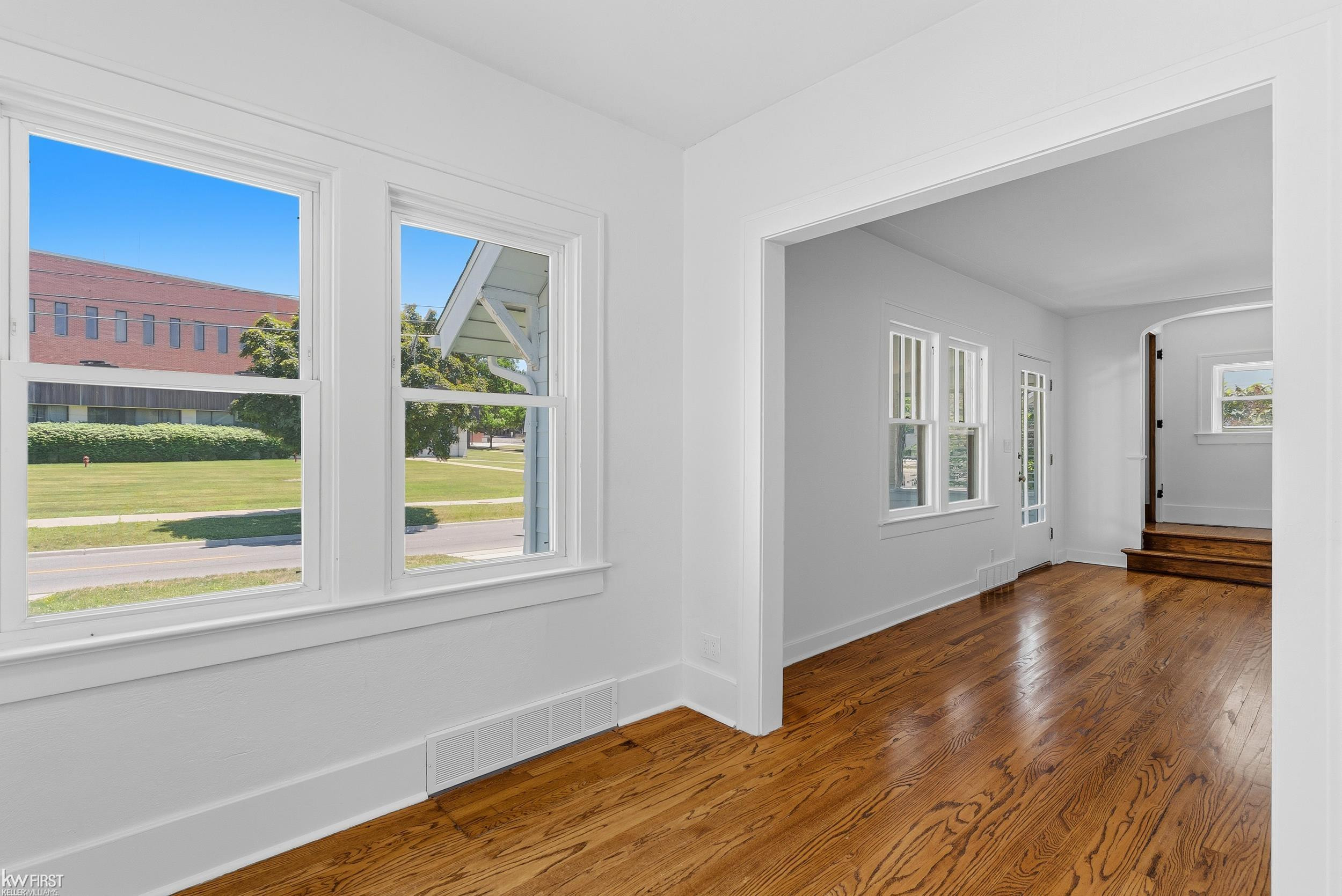 617 Dupont Street, Flint, MI 48504 — Photo 14