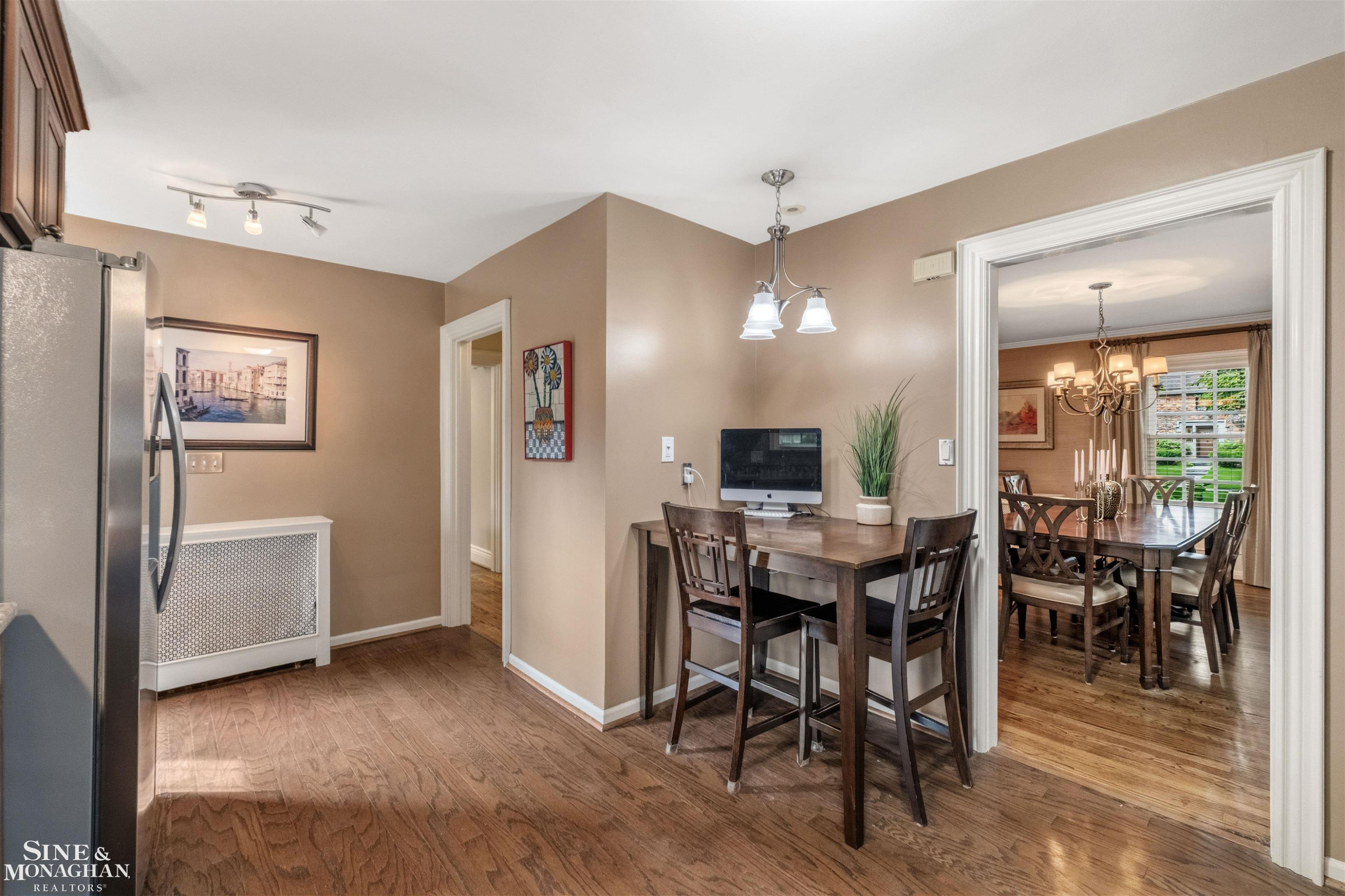 586 University Place, Grosse Pointe, MI 48230 — Photo 12