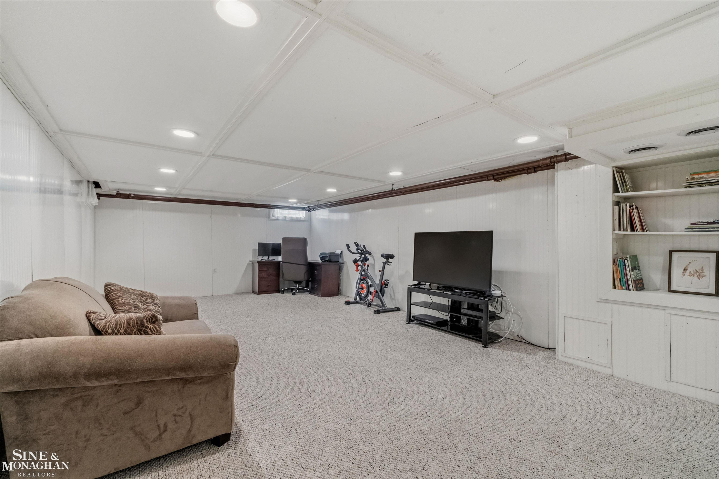 586 University Place, Grosse Pointe, MI 48230 — Photo 38