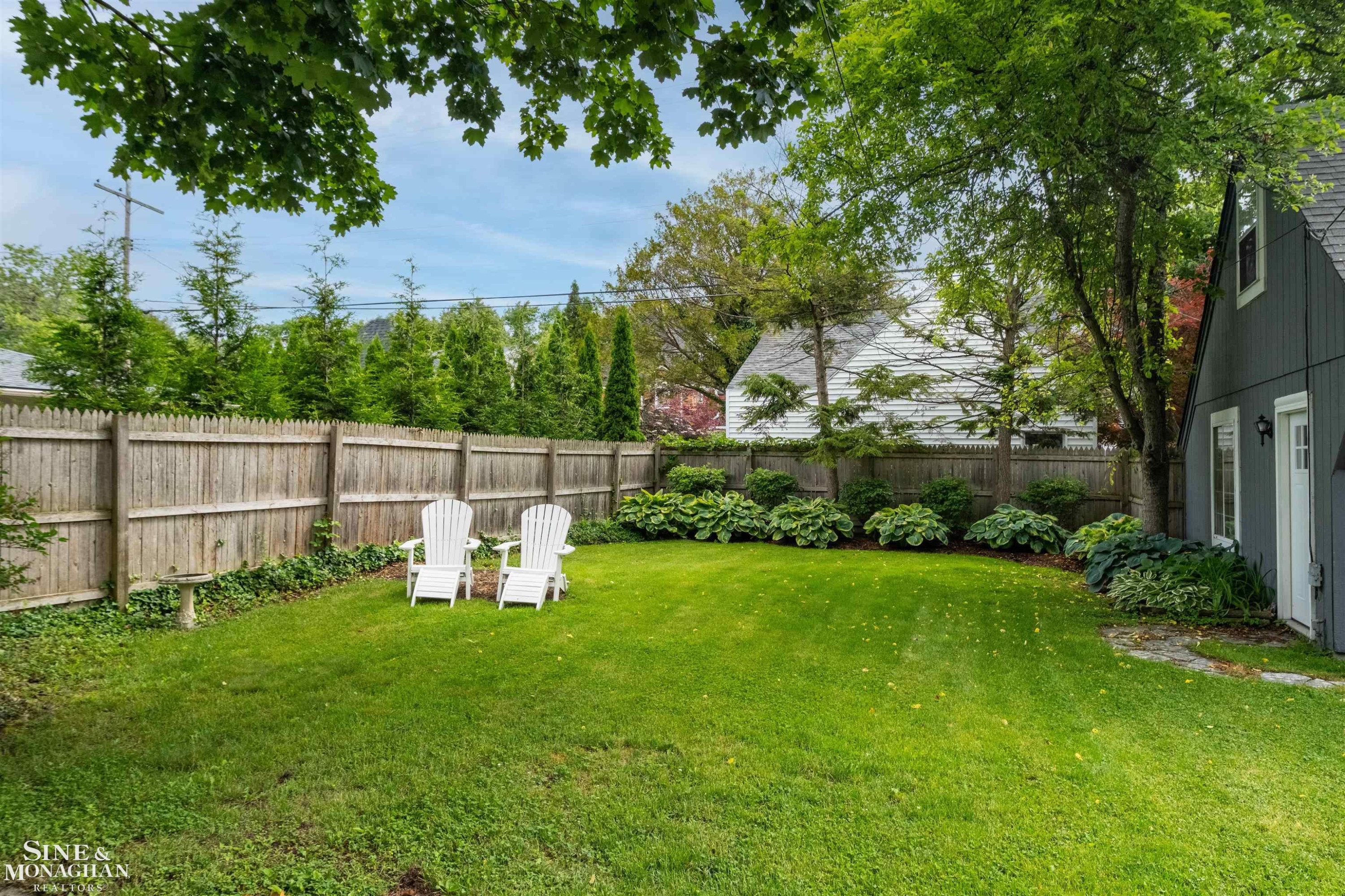 586 University Place, Grosse Pointe, MI 48230 — Photo 40