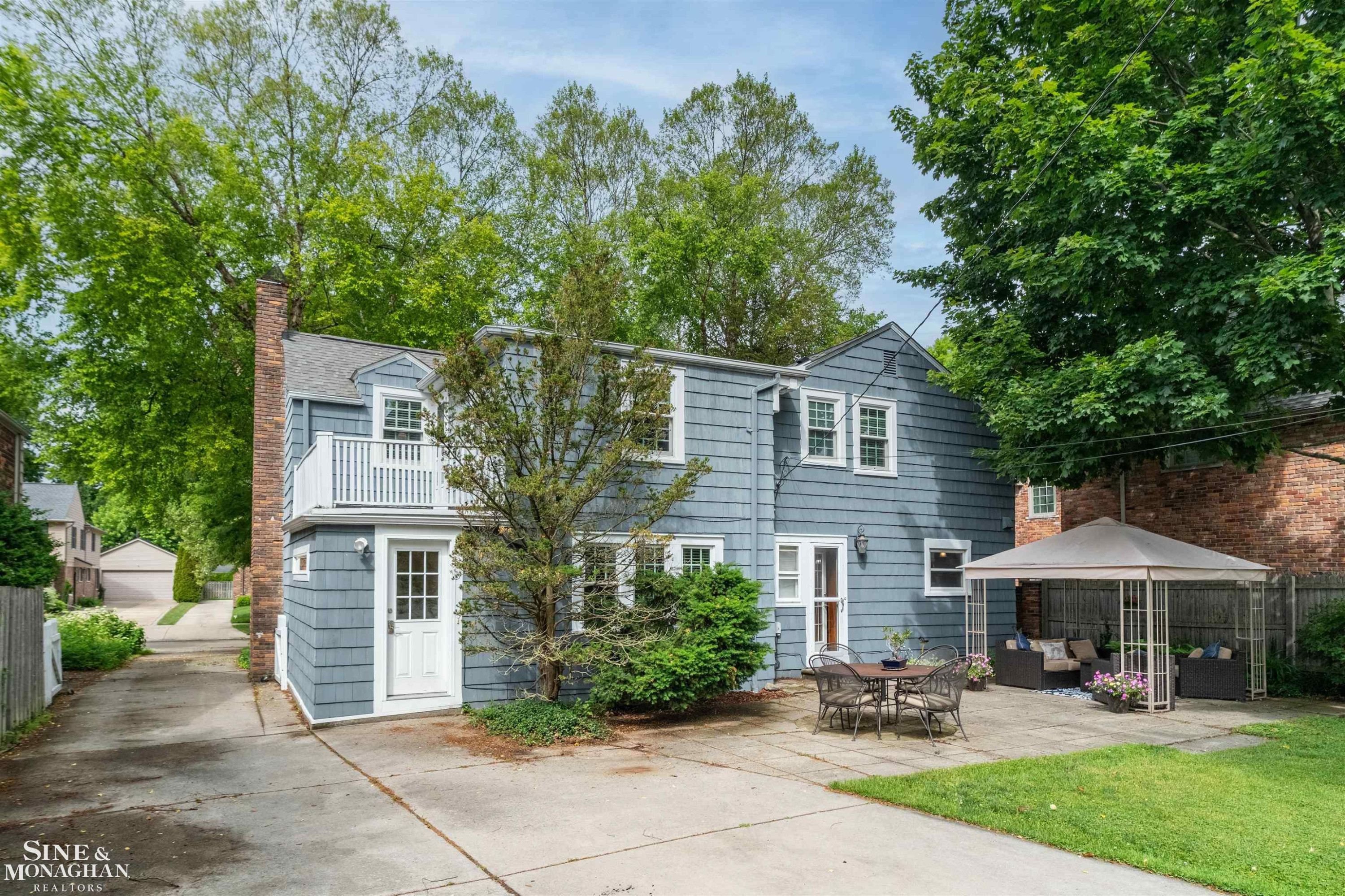 586 University Place, Grosse Pointe, MI 48230 — Photo 43