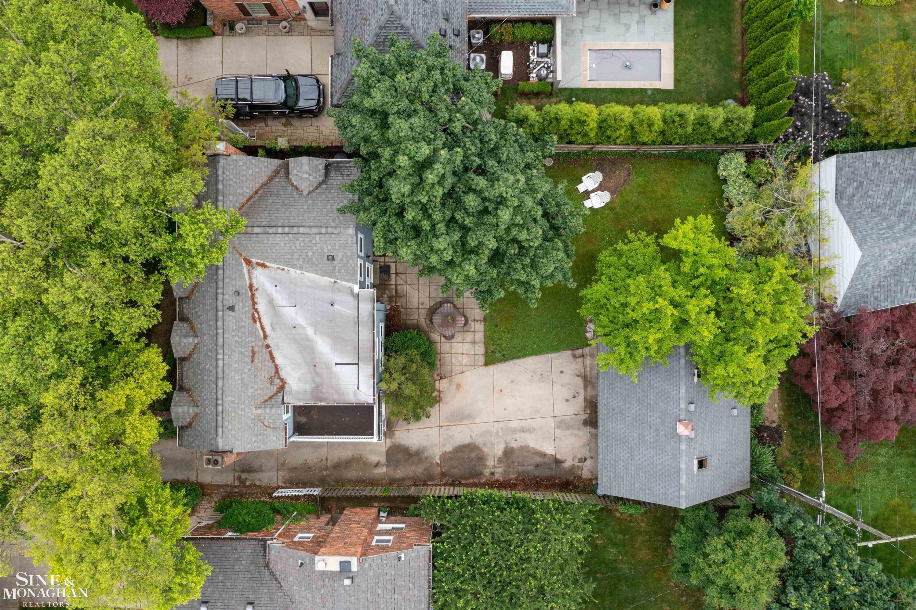 586 University Place, Grosse Pointe, MI 48230 — Photo 46