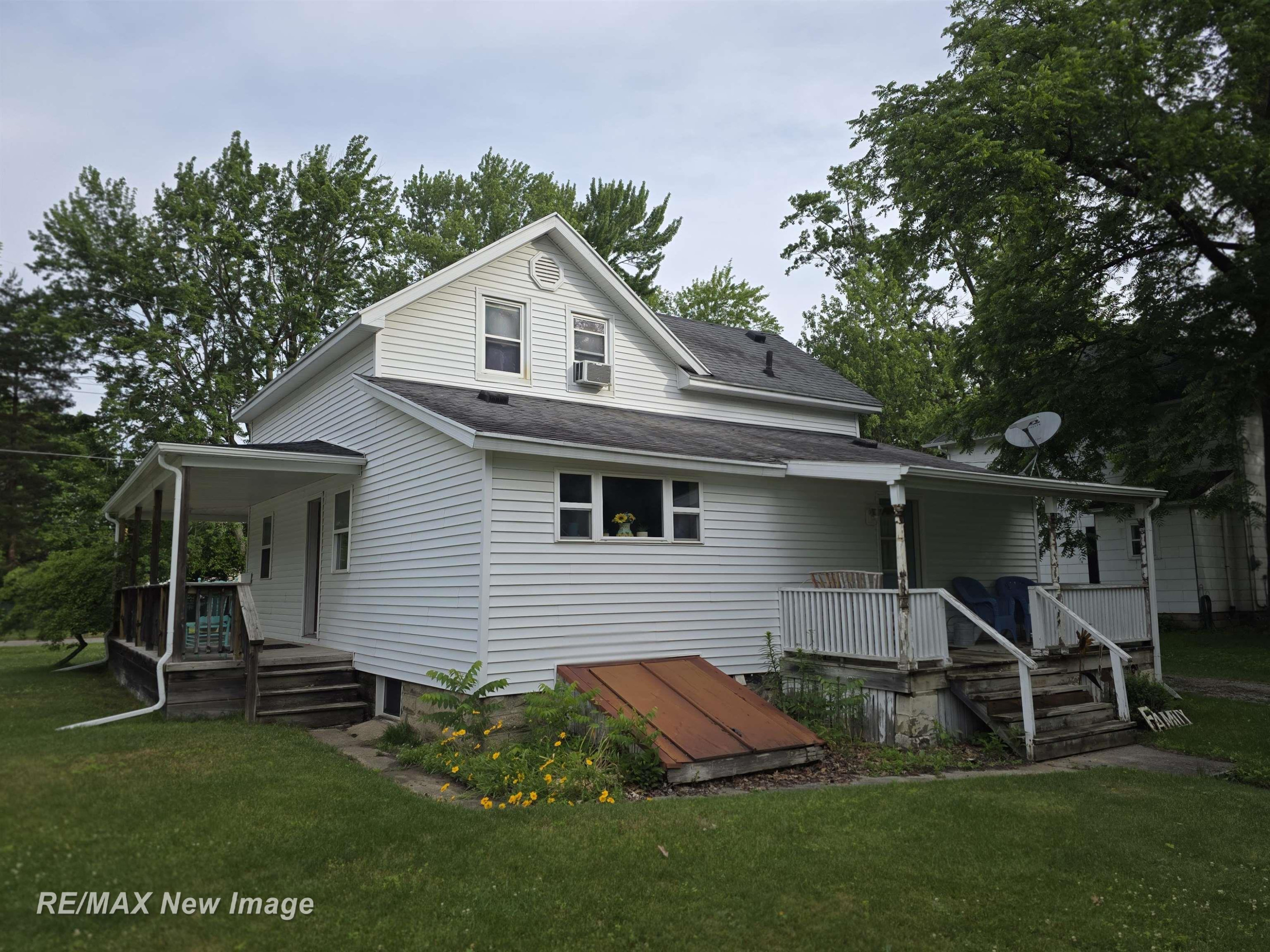 218 Lincoln Street, Chesaning, MI 48616 — Photo 10