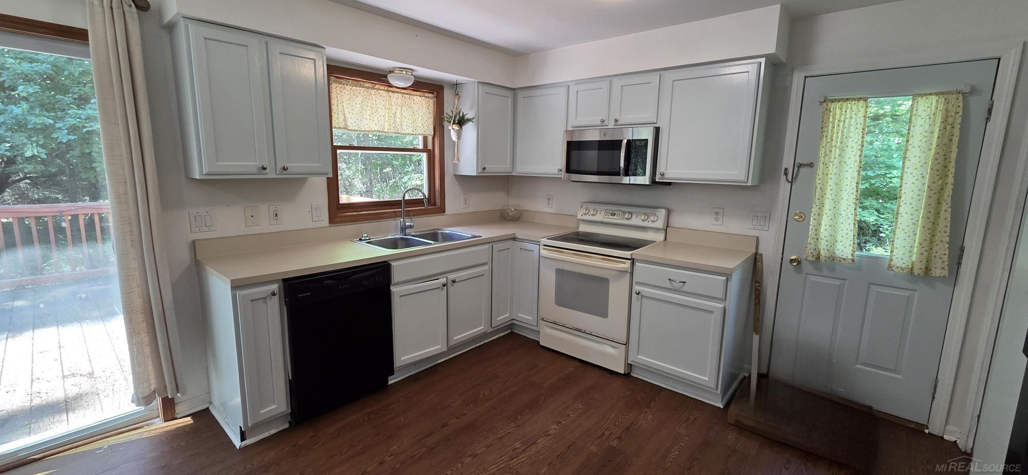 7088 Aitken Road, Lexington, MI 48450 — Photo 8