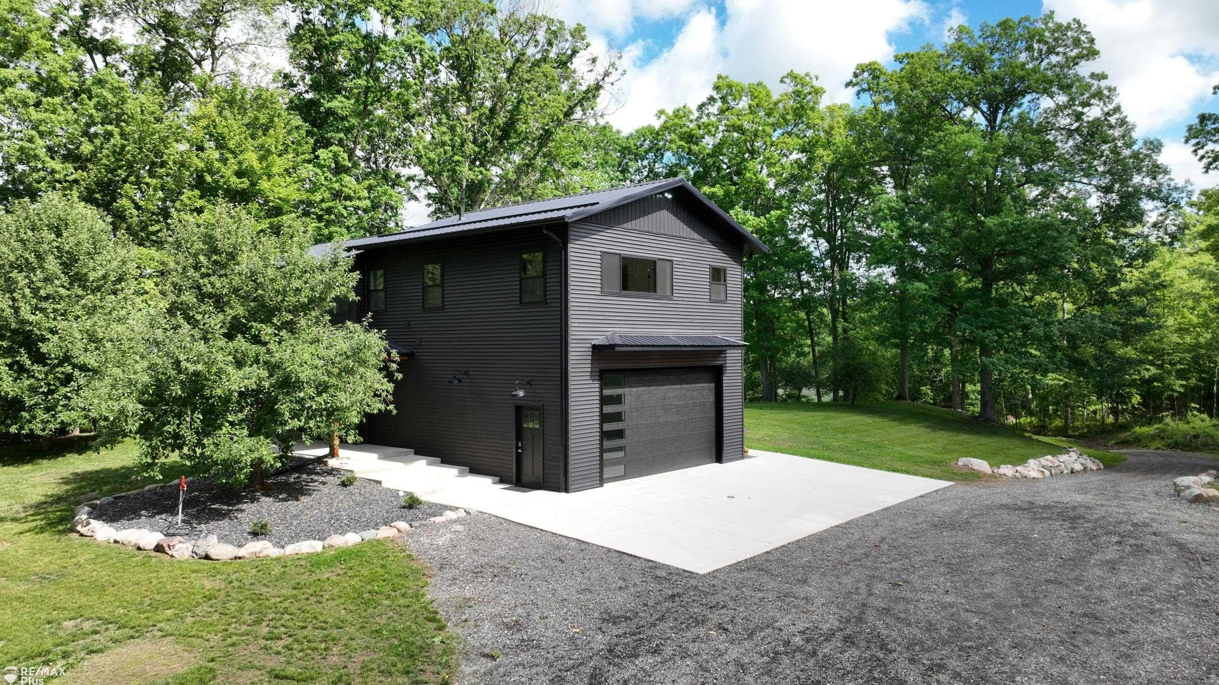 381 Miller Lake Road, Columbiaville, MI 48421 — Photo 11