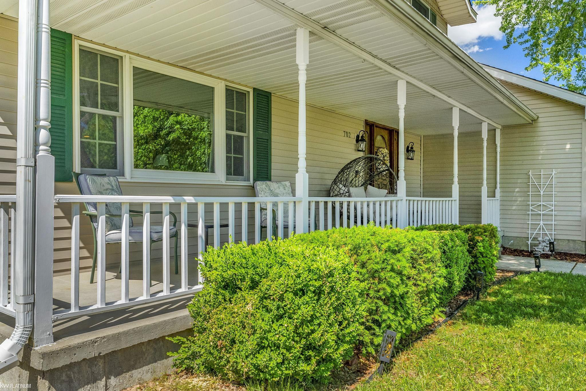 702 4th Street, Marysville, MI 48040 — Photo 2