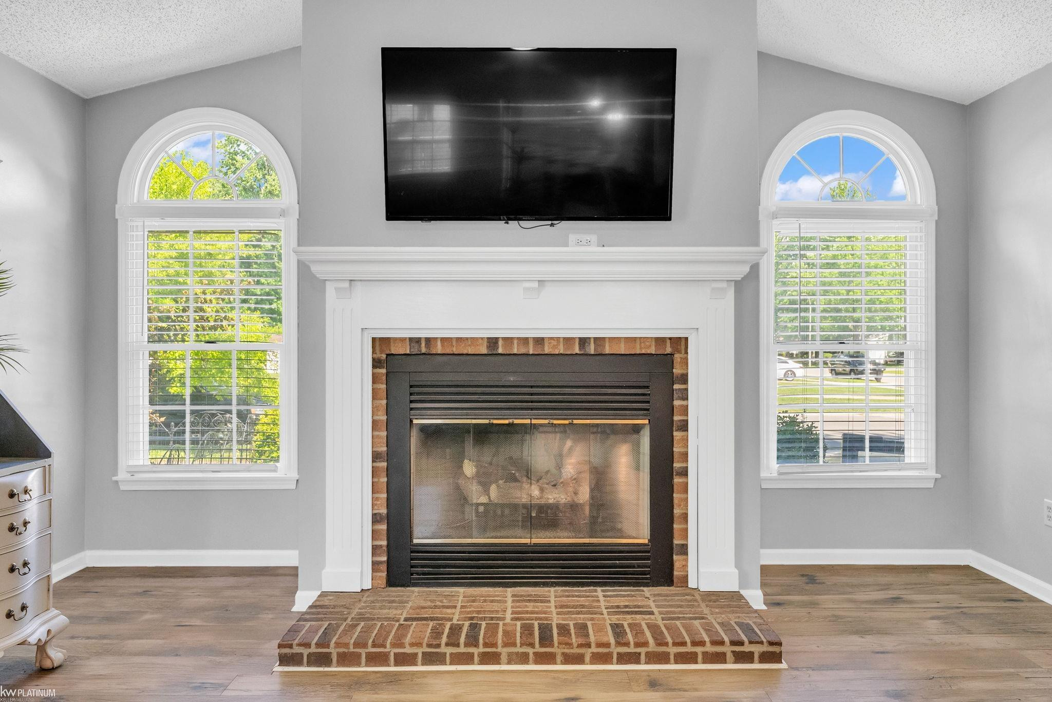 702 4th Street, Marysville, MI 48040 — Photo 9