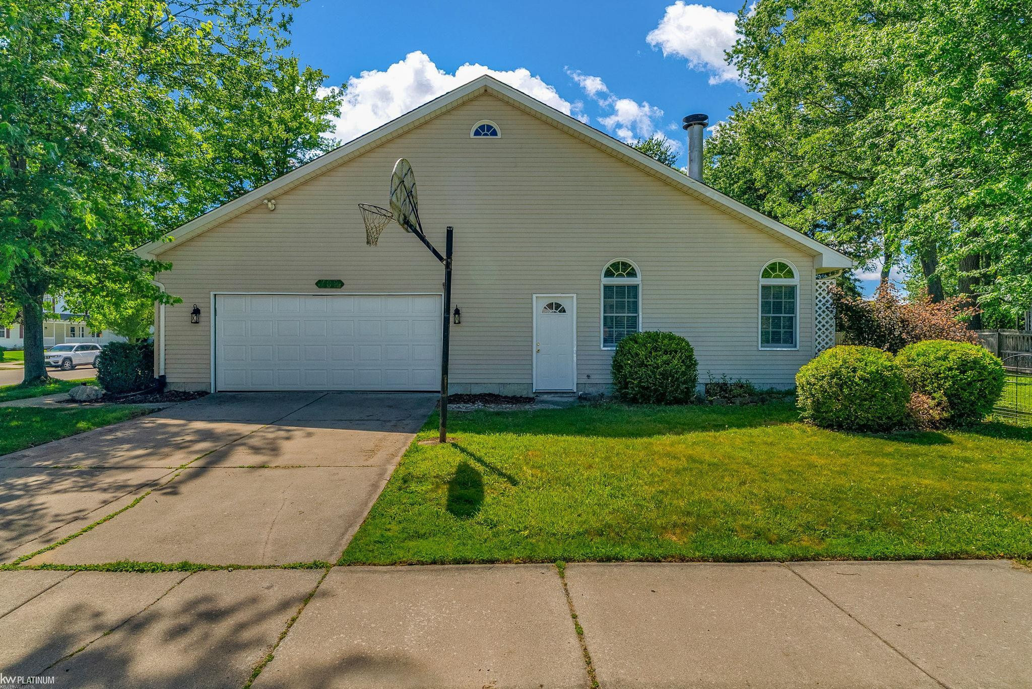 702 4th Street, Marysville, MI 48040 — Photo 31