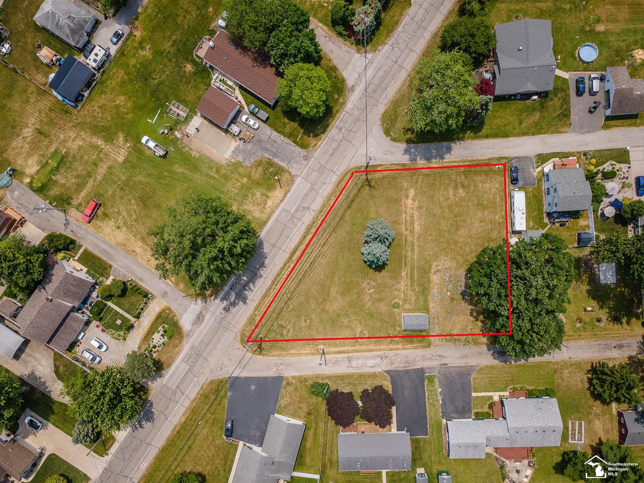 4418 Center 1st Street, Luna Pier, MI — Photo 4