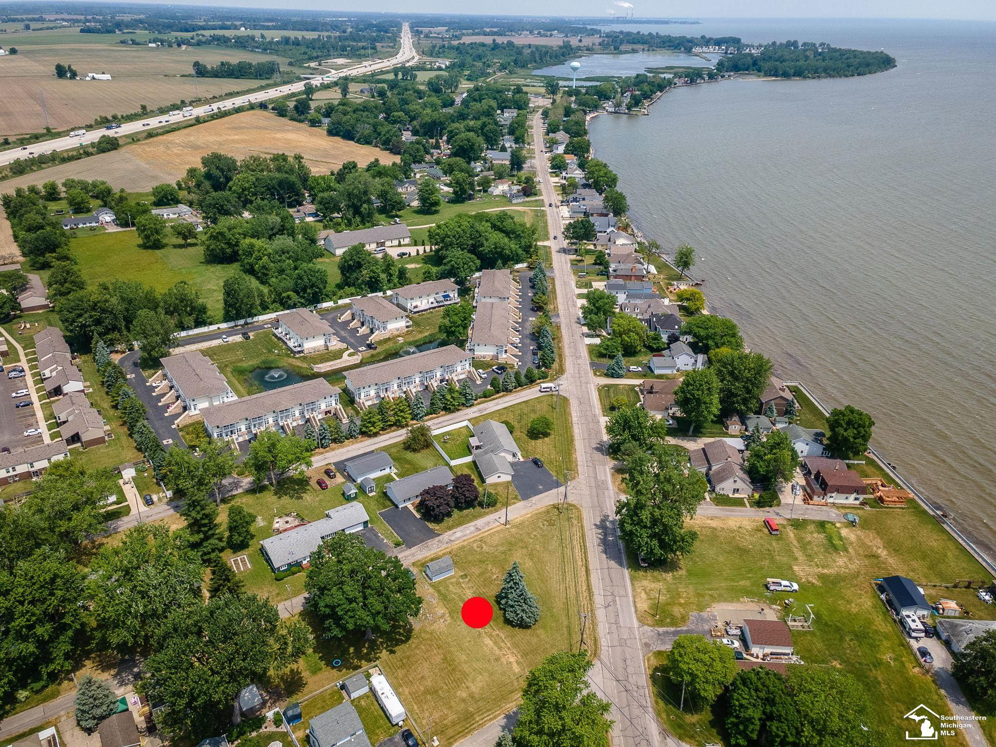 4418 Center 1st Street, Luna Pier, MI — Photo 9