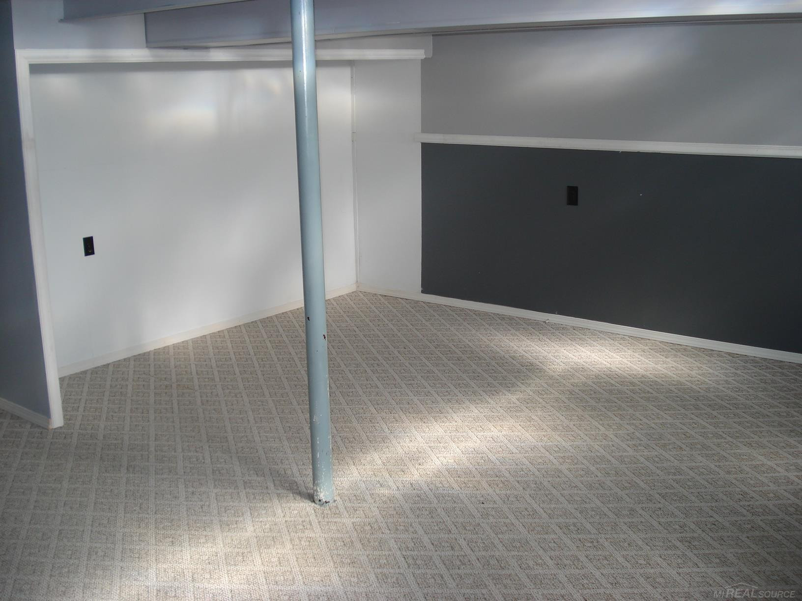 8783 Lozen Drive, Sterling Heights, MI 48313 — Photo 13