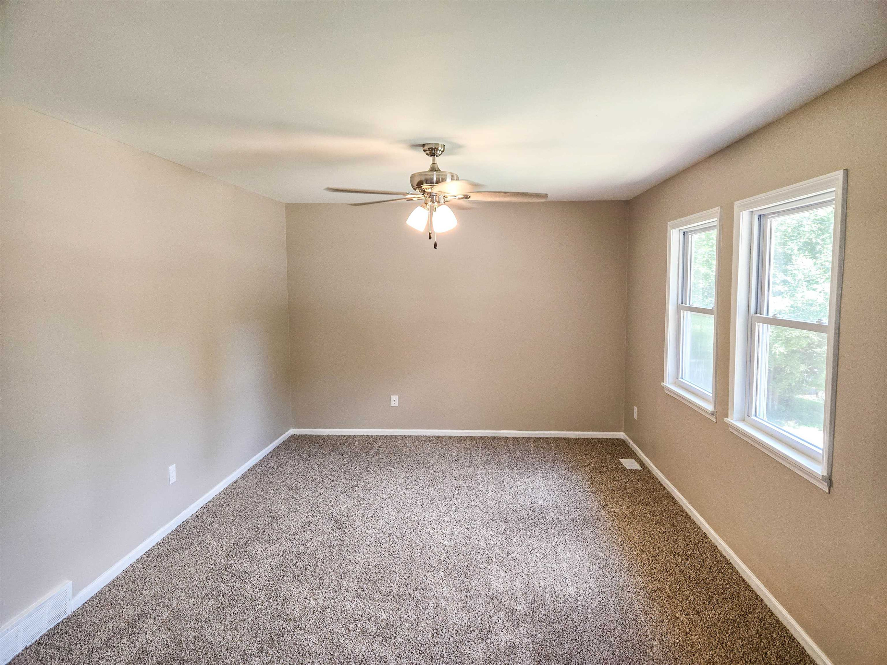 848 Alger Street, Owosso, MI 48867 — Photo 5