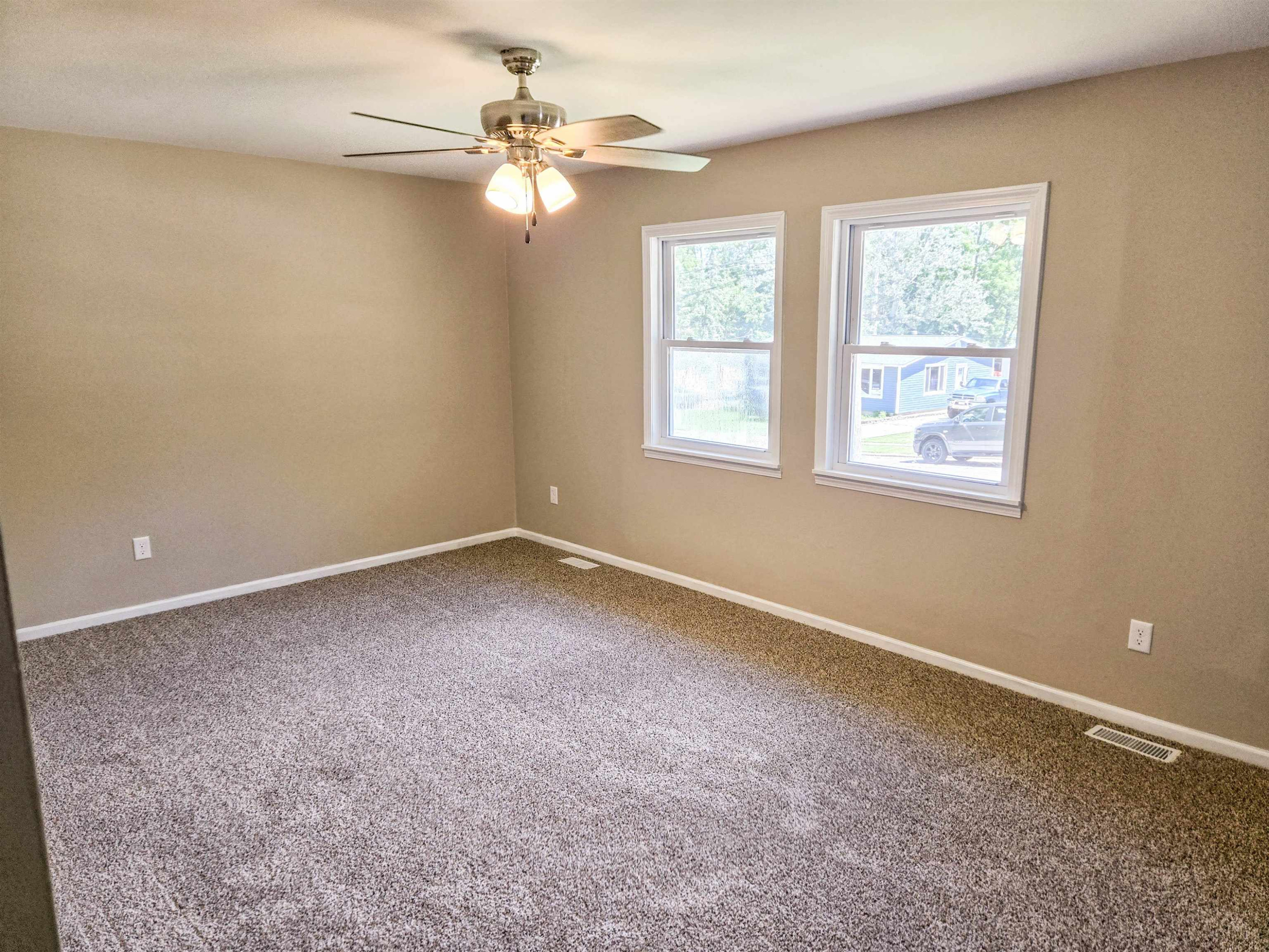 848 Alger Street, Owosso, MI 48867 — Photo 6
