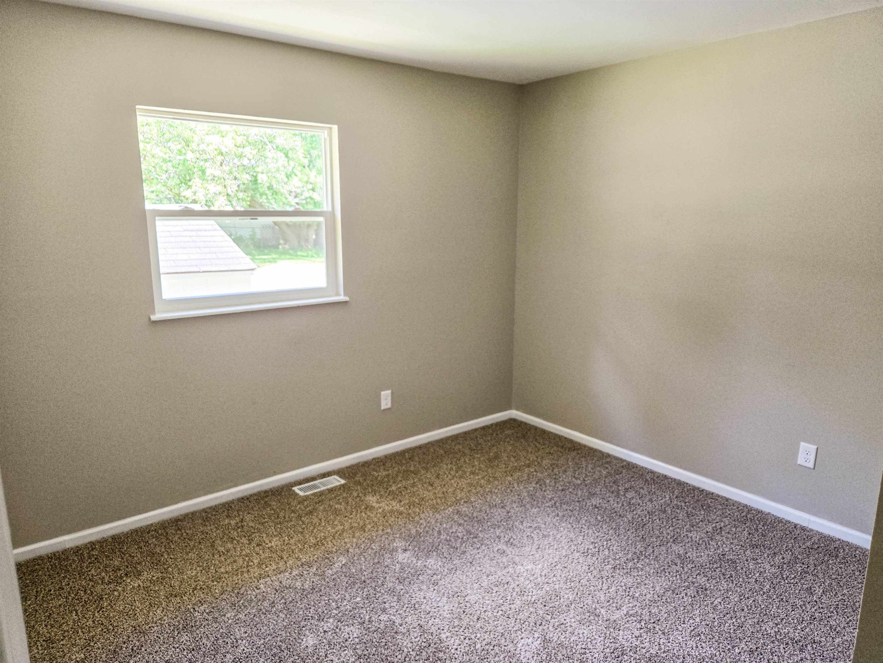 848 Alger Street, Owosso, MI 48867 — Photo 7
