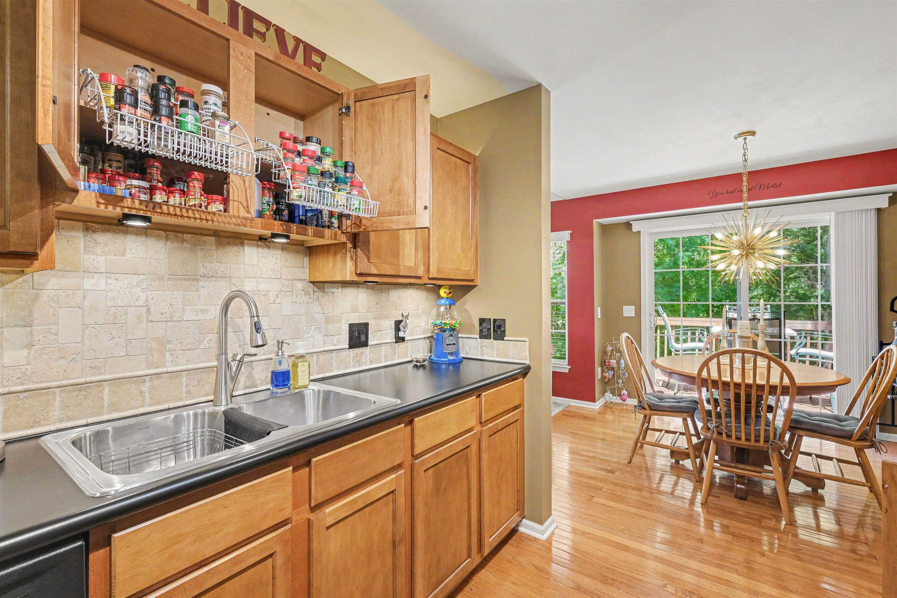 6015 Augusta Court, Grand Blanc, MI 48439 — Photo 8