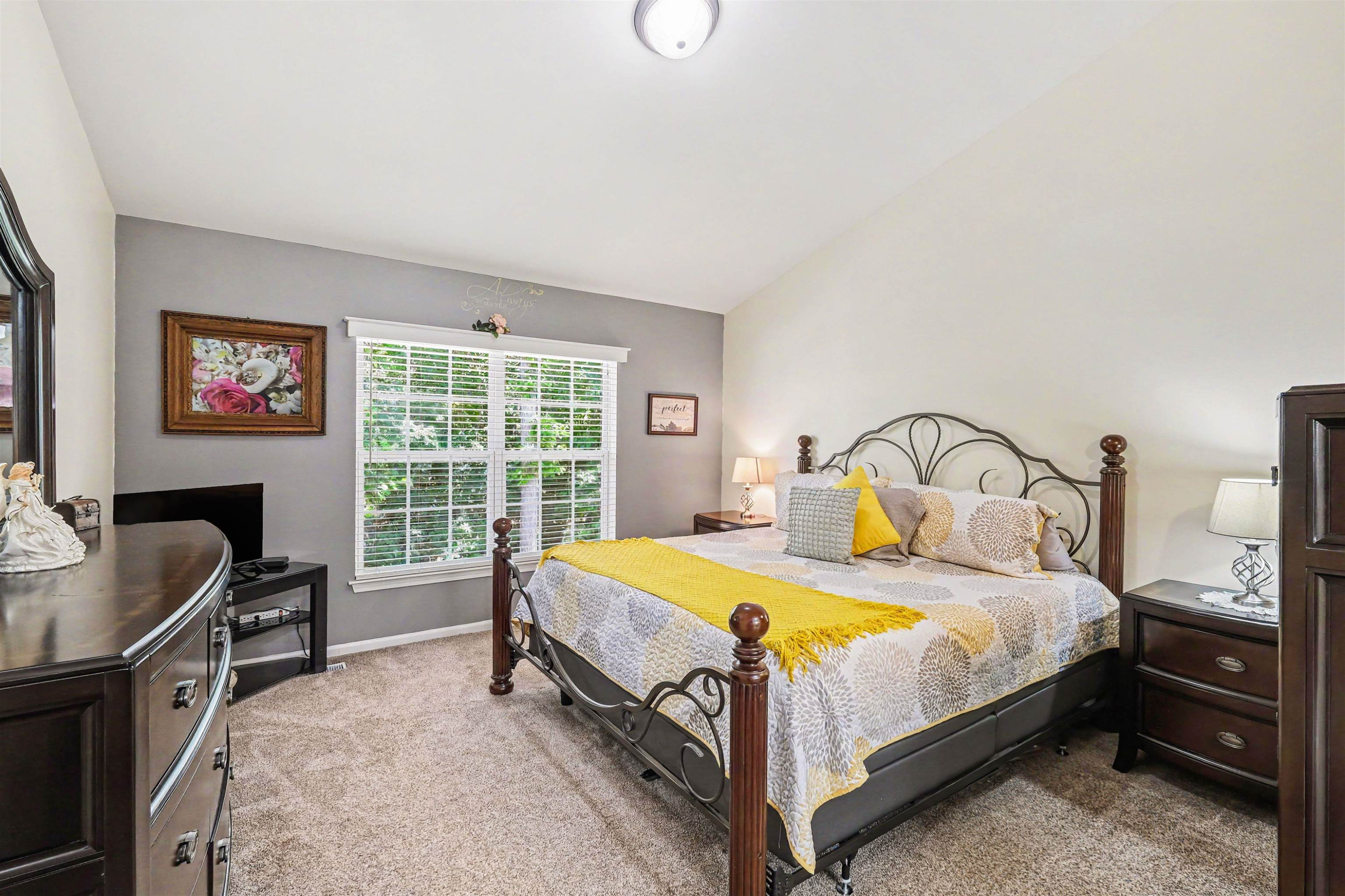 6015 Augusta Court, Grand Blanc, MI 48439 — Photo 11