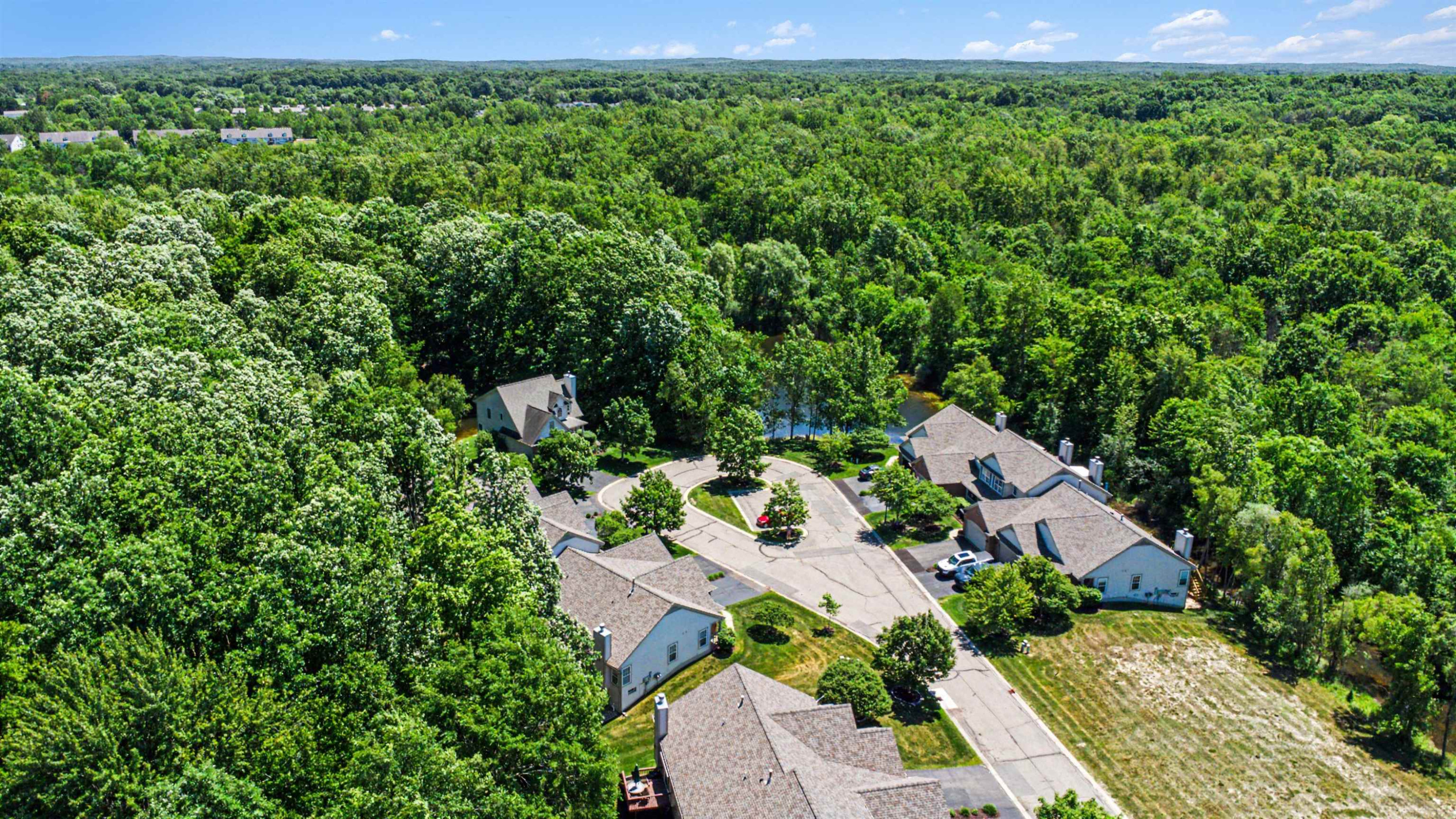 6015 Augusta Court, Grand Blanc, MI 48439 — Photo 33