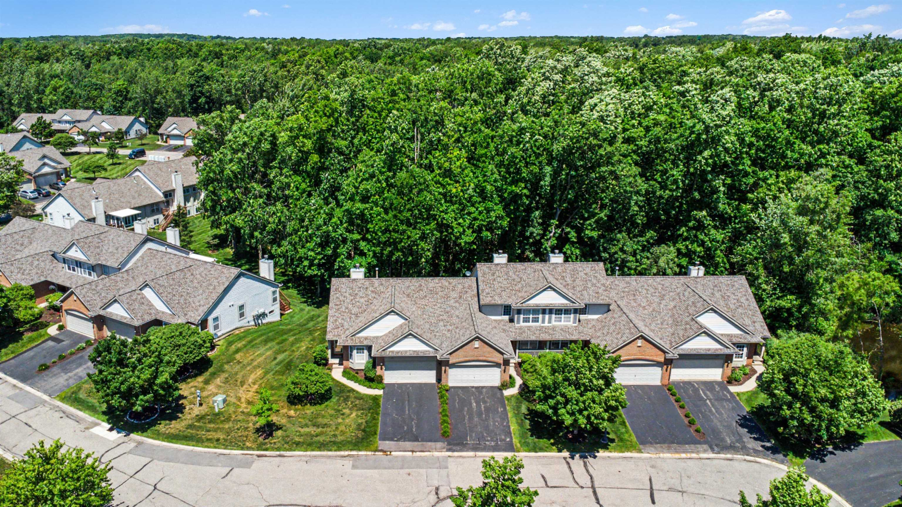 6015 Augusta Court, Grand Blanc, MI 48439 — Photo 35