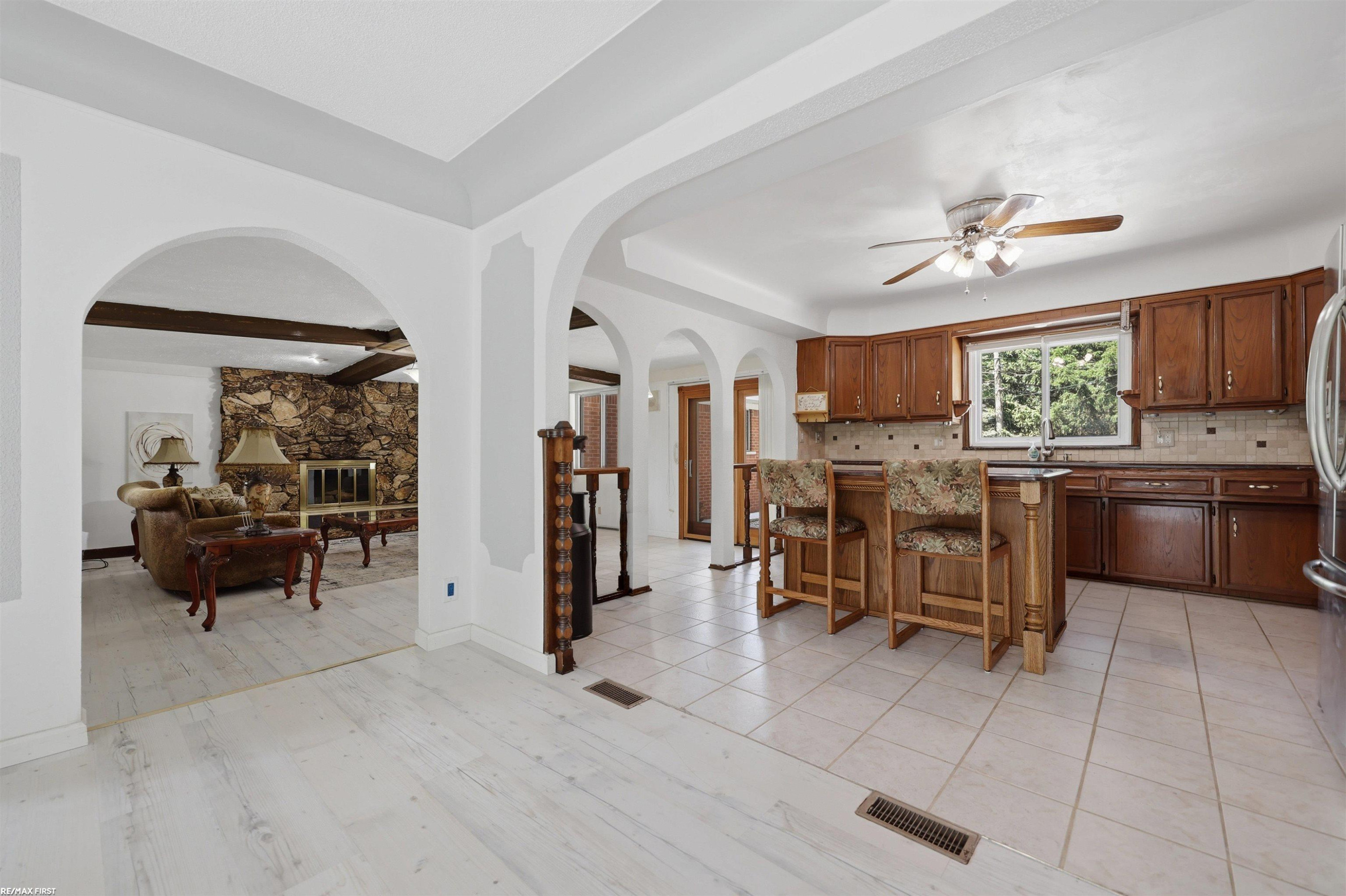6745 24 Mile Road, Utica, MI 48316 — Photo 5