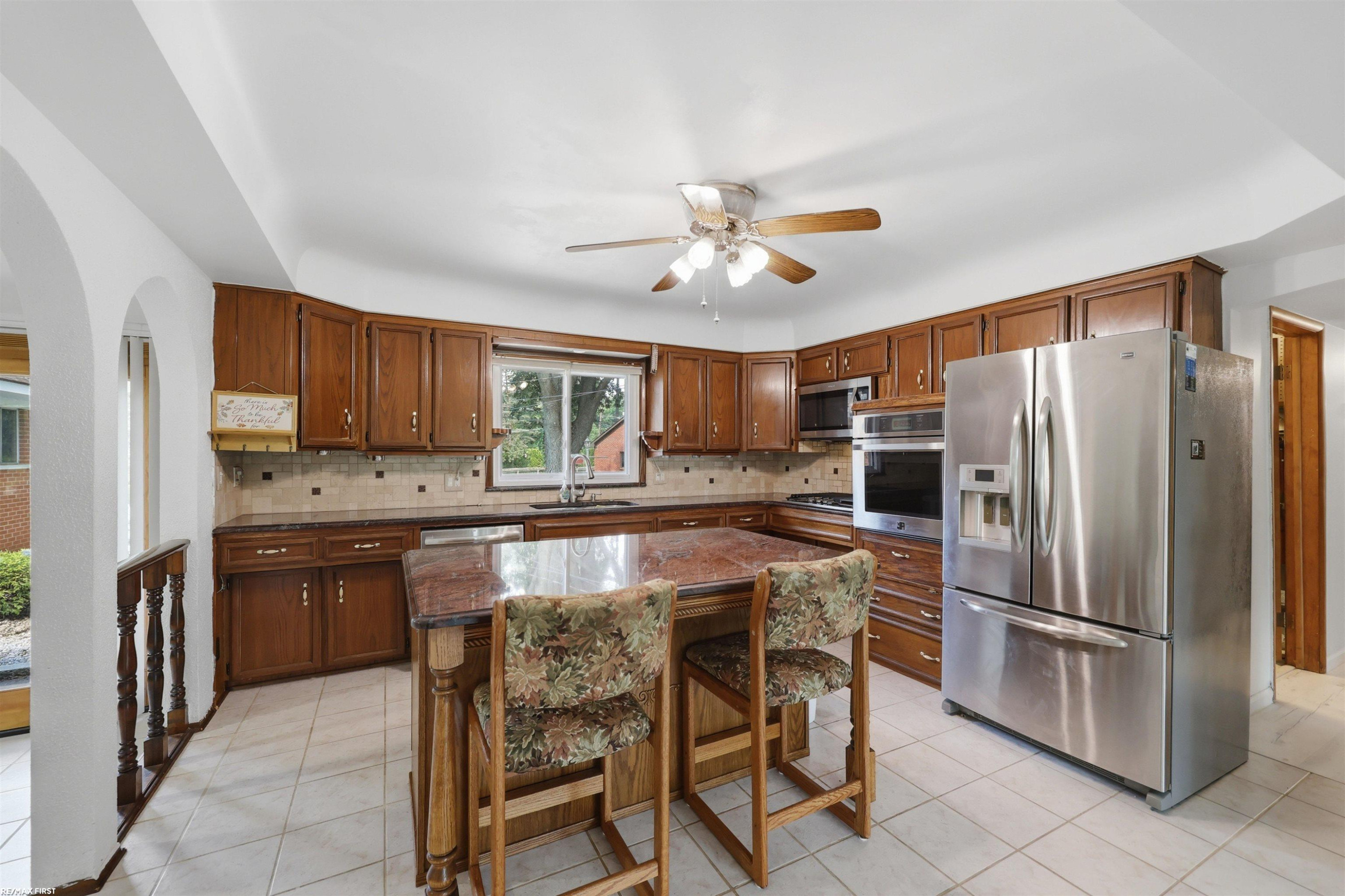 6745 24 Mile Road, Utica, MI 48316 — Photo 6