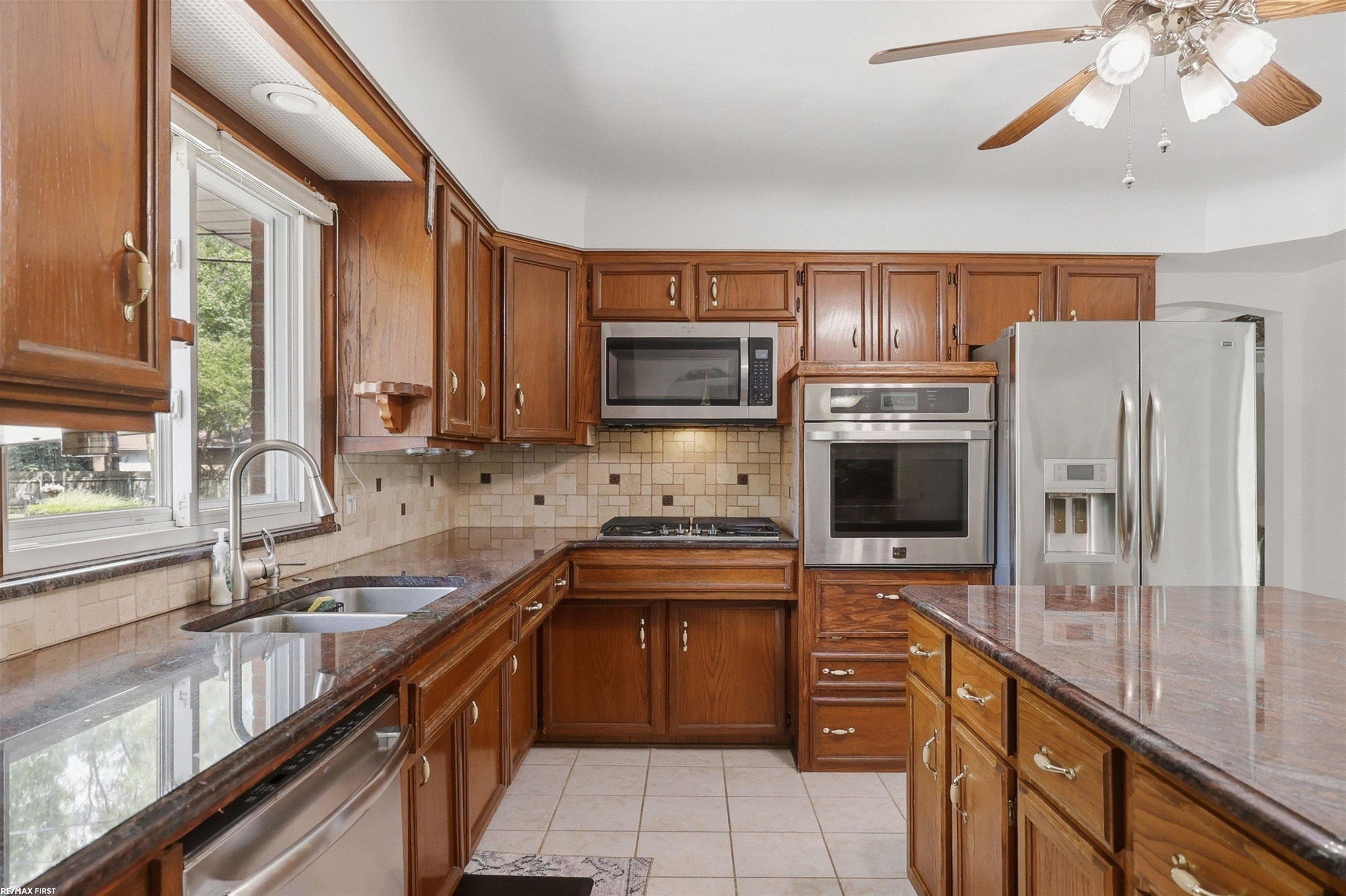 6745 24 Mile Road, Utica, MI 48316 — Photo 9