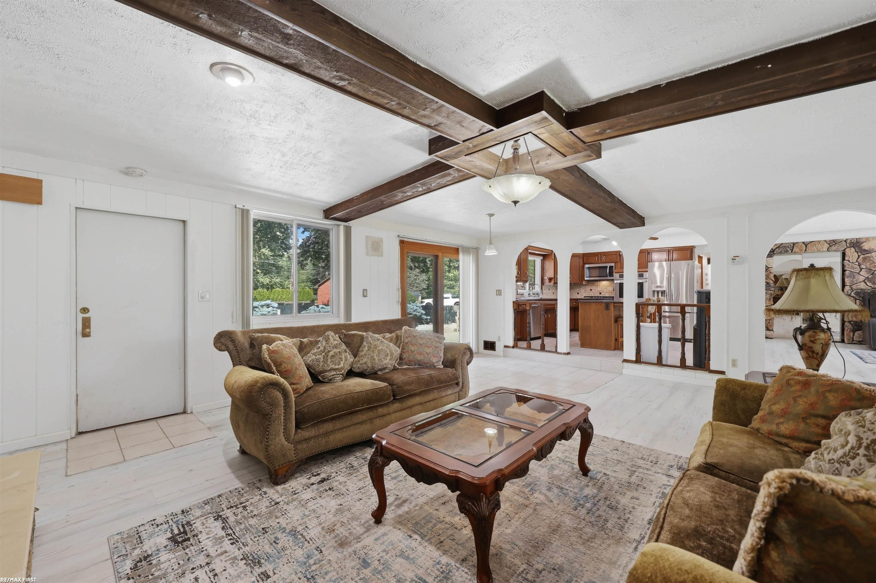 6745 24 Mile Road, Utica, MI 48316 — Photo 11