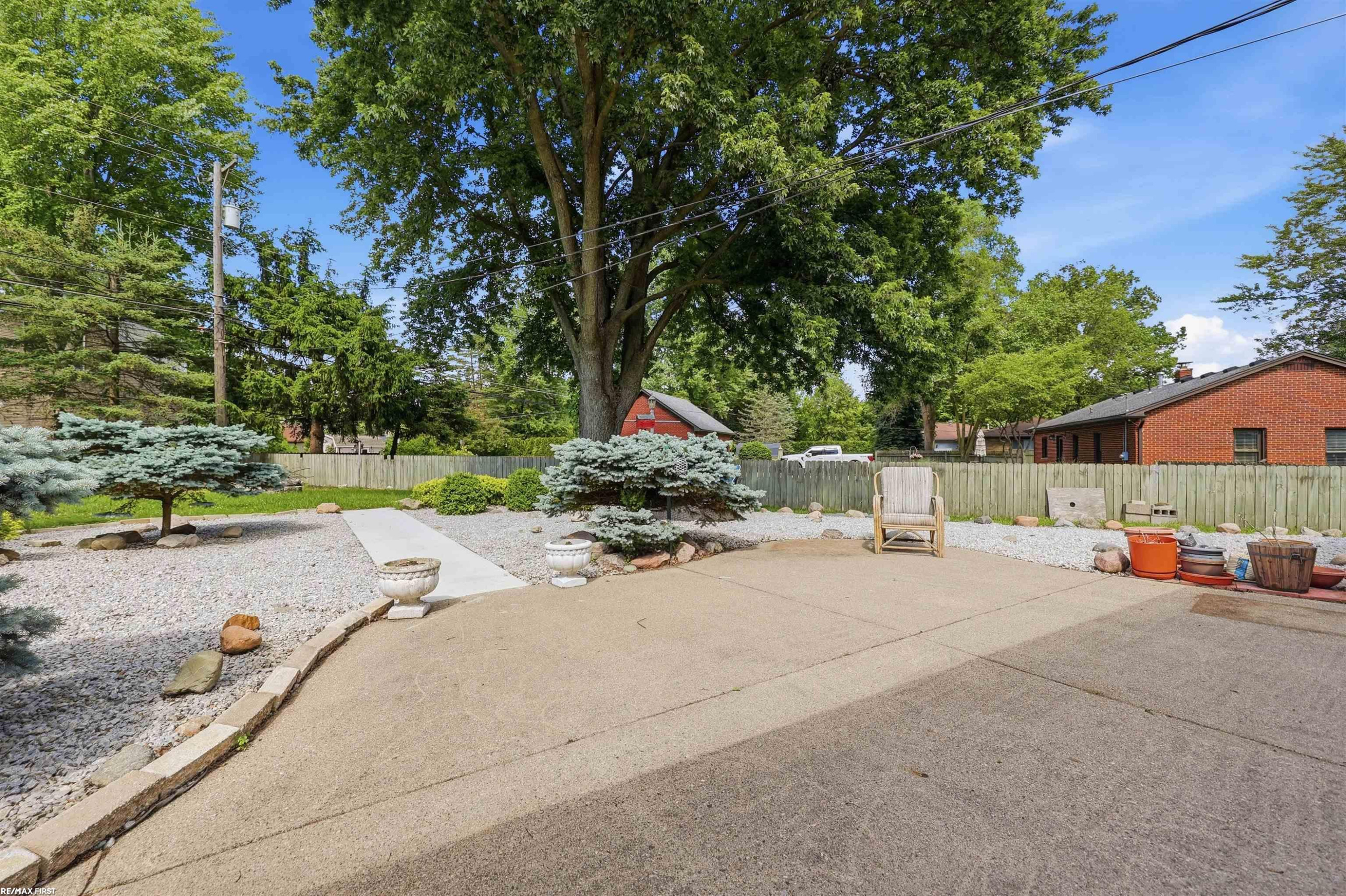 6745 24 Mile Road, Utica, MI 48316 — Photo 29
