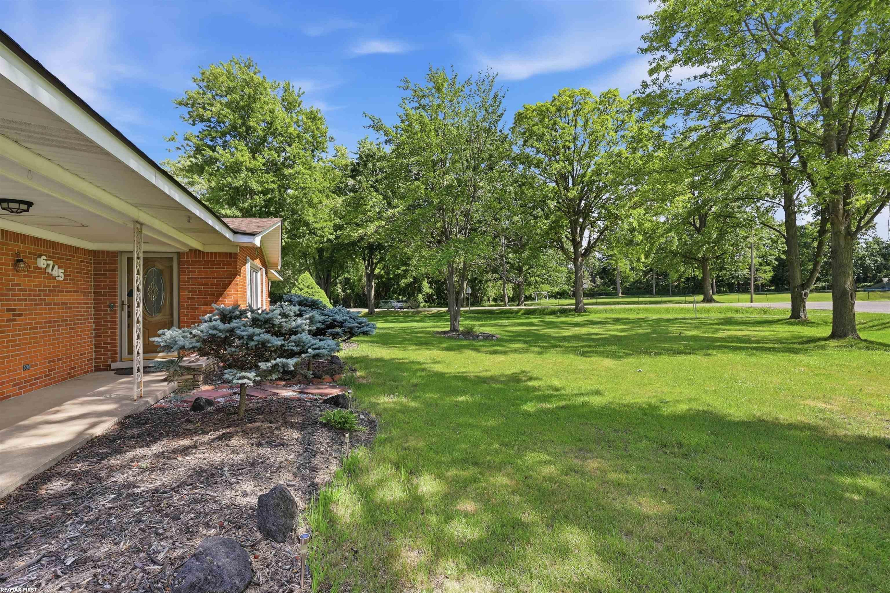 6745 24 Mile Road, Utica, MI 48316 — Photo 33