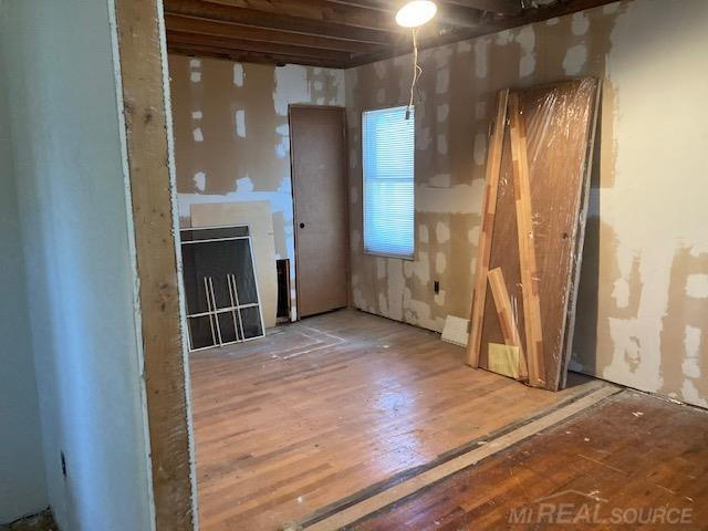 8442 Central Street, Center Line, MI 48015 — Photo 9