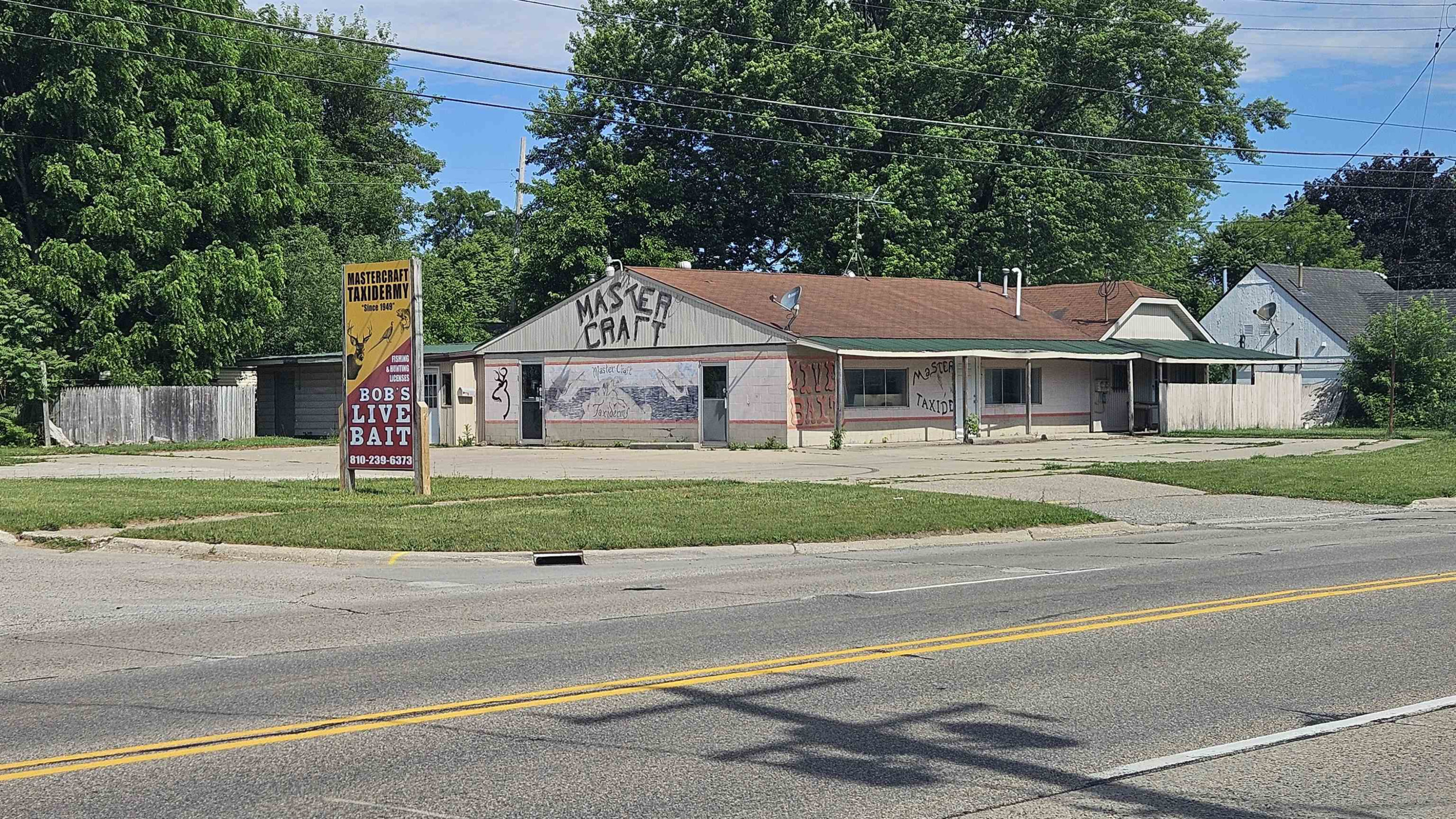 4194 Fenton Road, Flint, MI 48507 — front exterior