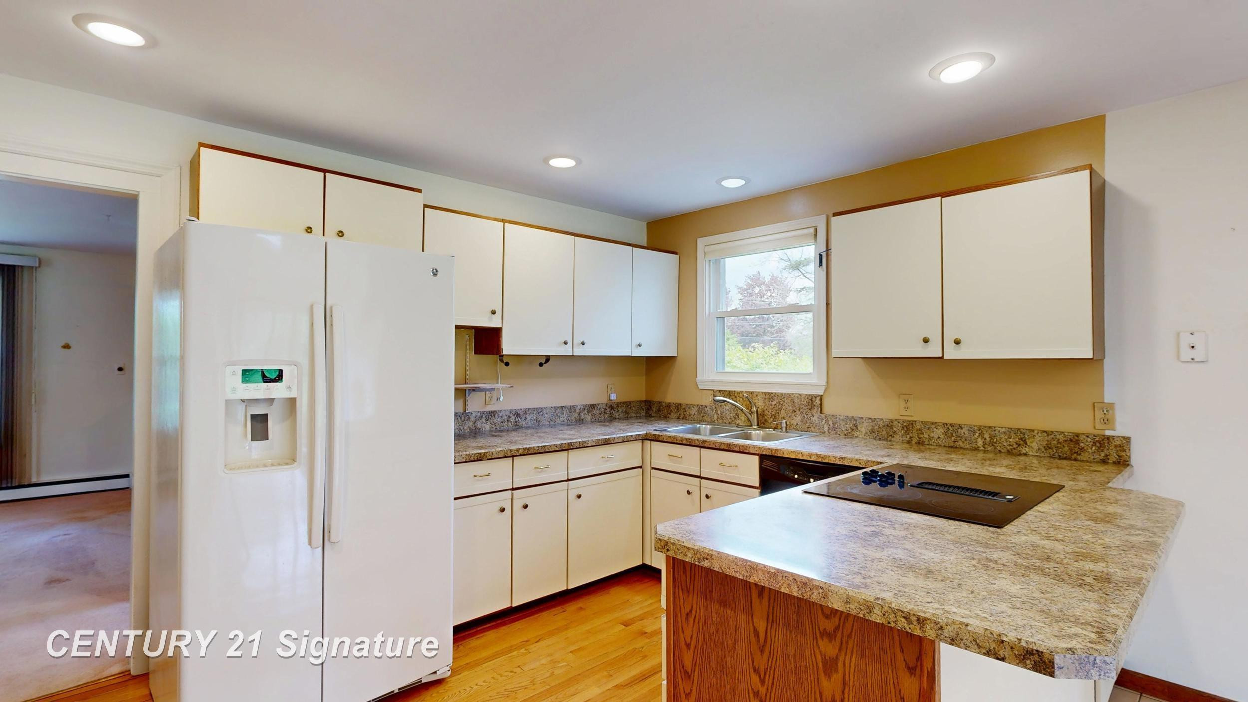 5501 Calkins Road, Flint, MI 48532 — Photo 6